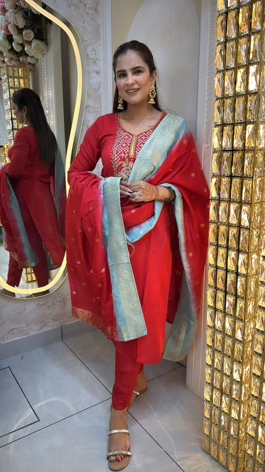 Beautiful Crape Suit With Banarasi Dupatta PC203