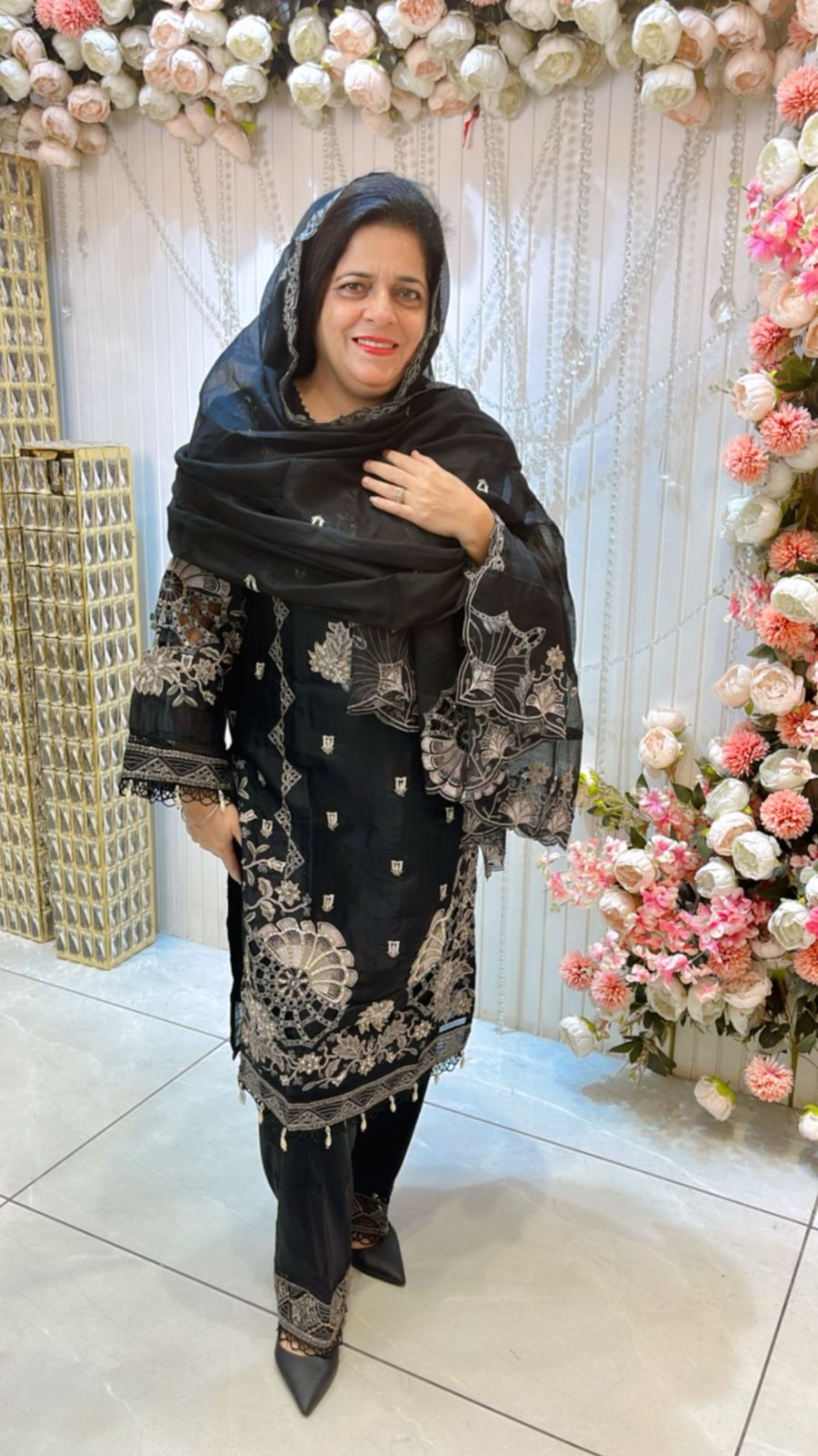 Beautiful Embroidery Suit PC1290