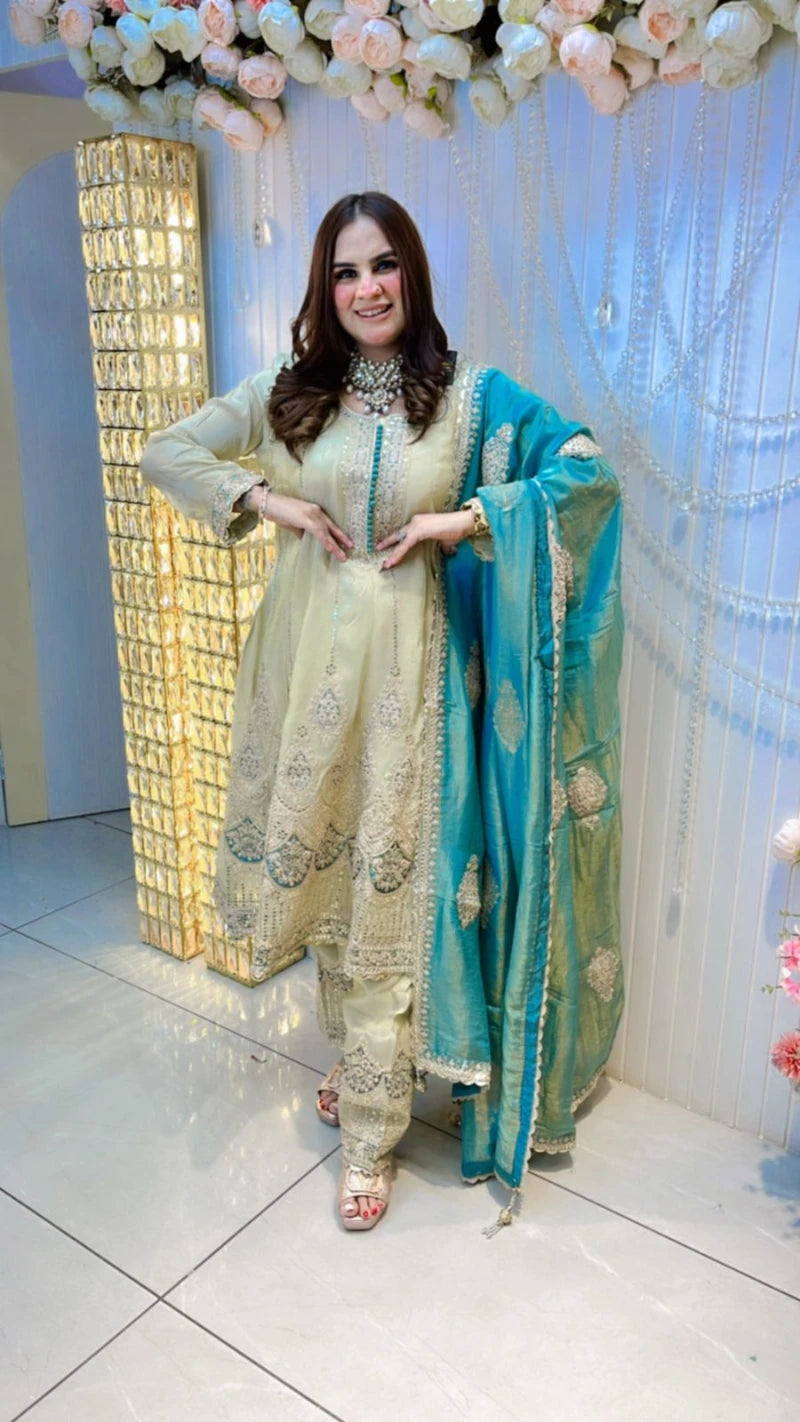 Beautiful Fully Embroided Salwar Suit With Pure Dupatta PC018