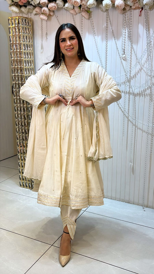 Beautiful Long Suit PC1331