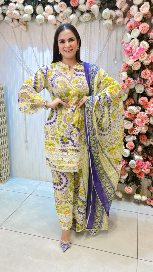 Beautiful Pattern Print Suit PC1287