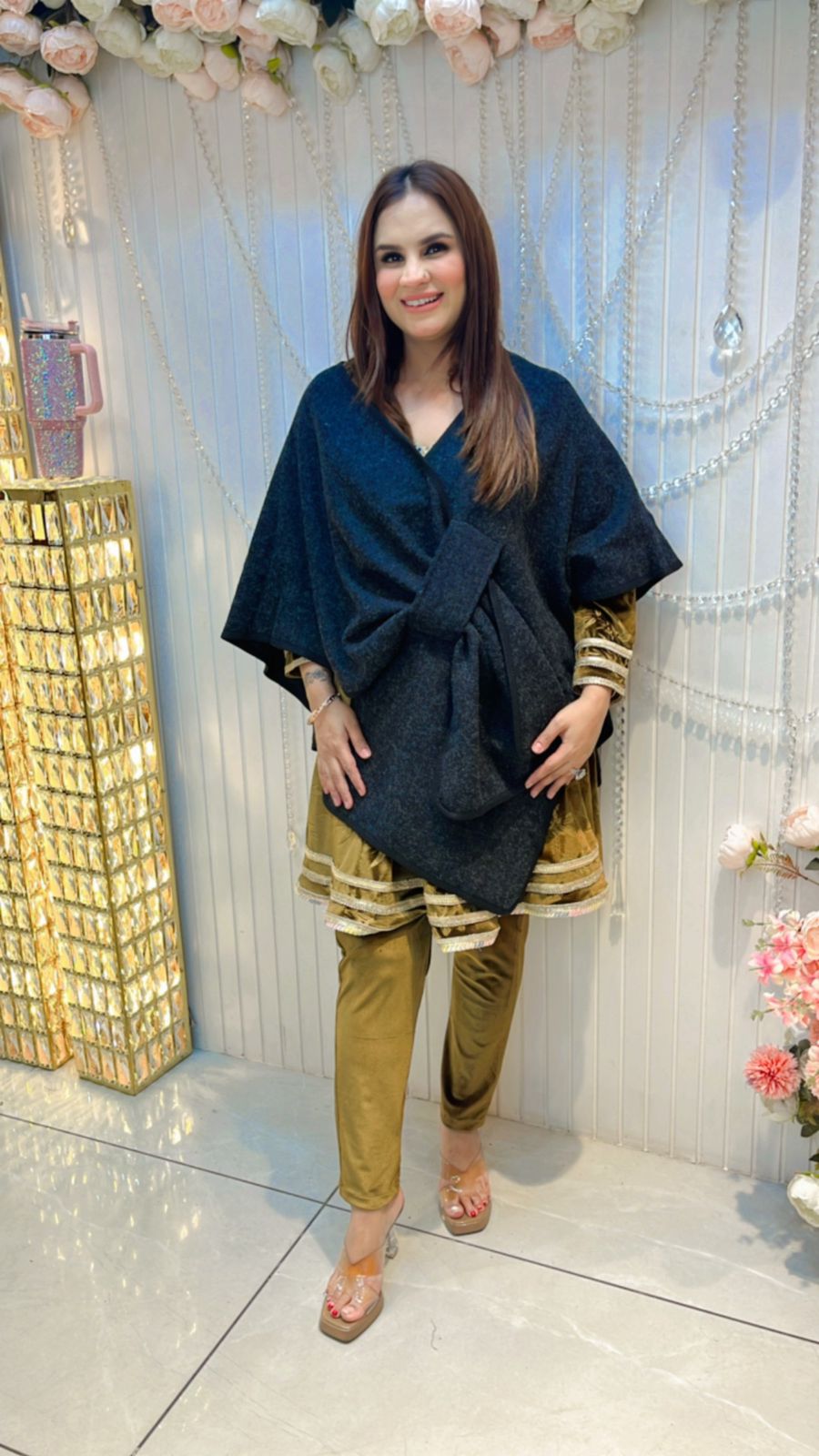 Beautiful Premium Woollen Cape PC098