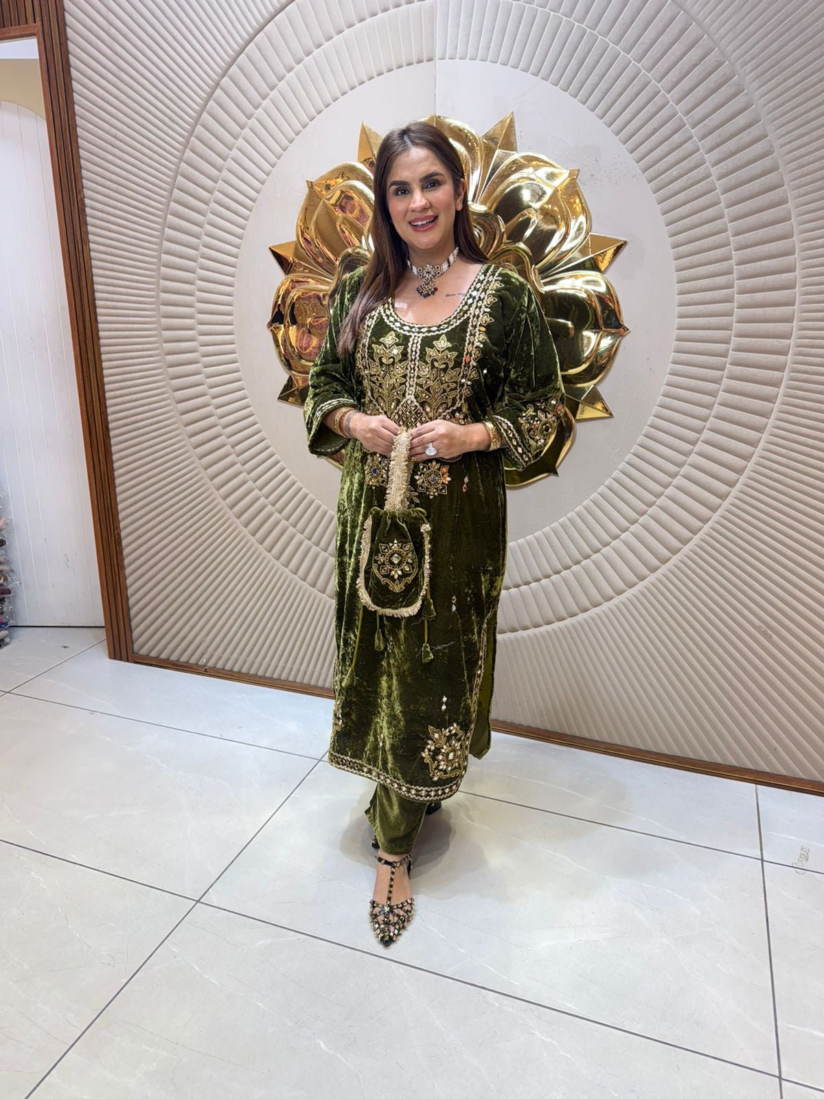 Beautiful elegant cordset with potli pc2432