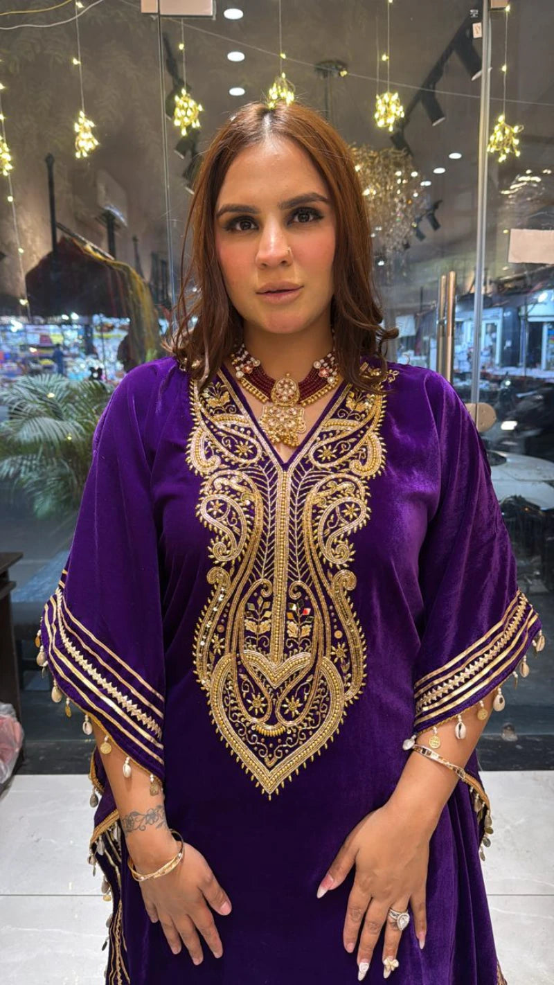 Fully Embroided Heavy Kaftan With Gotta Work PC015