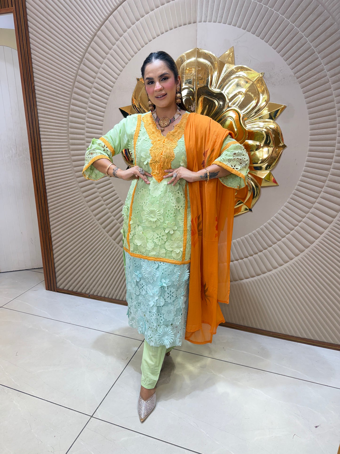 Beutiful elegant suit pc3088