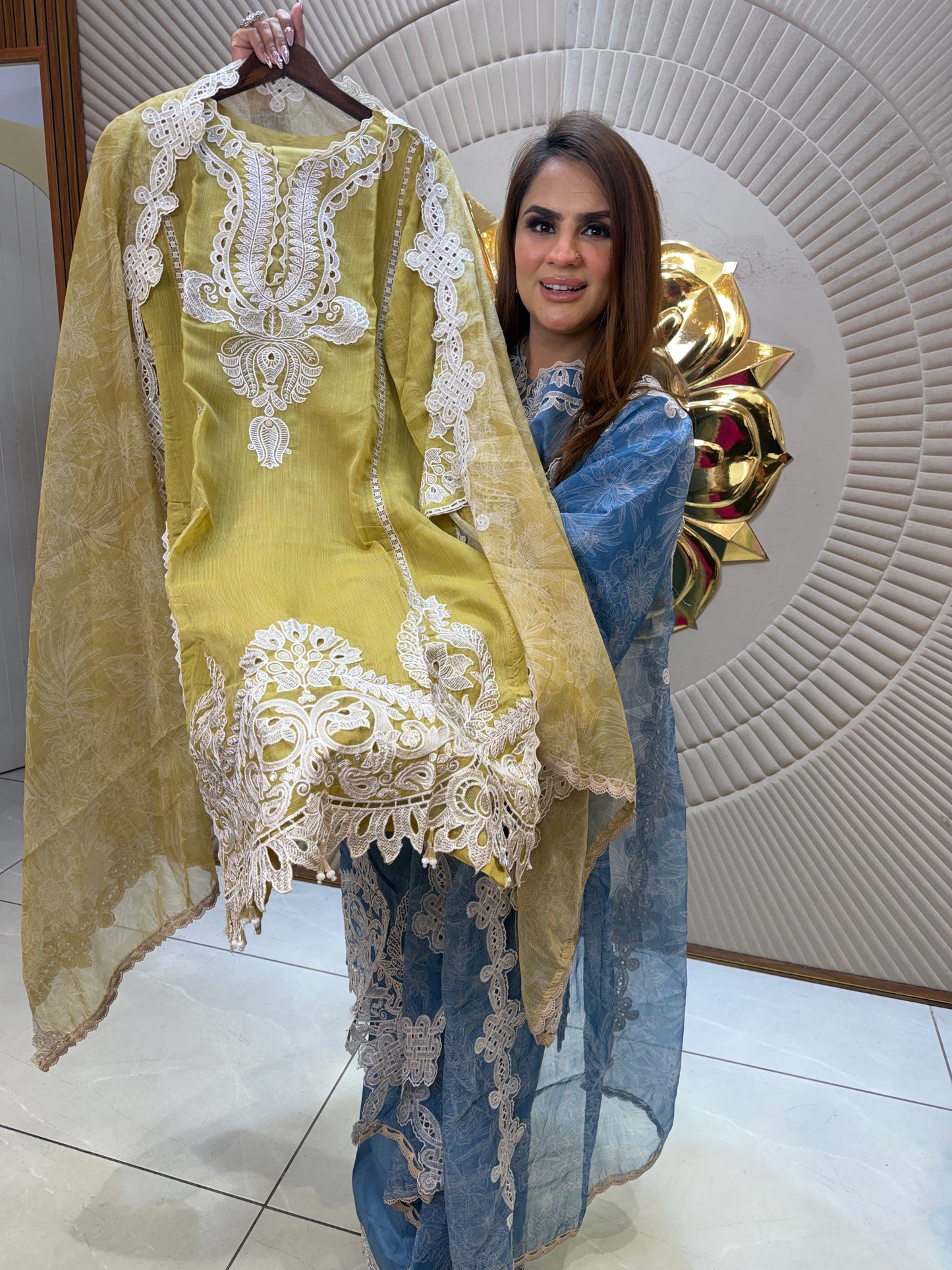 Beautiful elegent suit pc2601