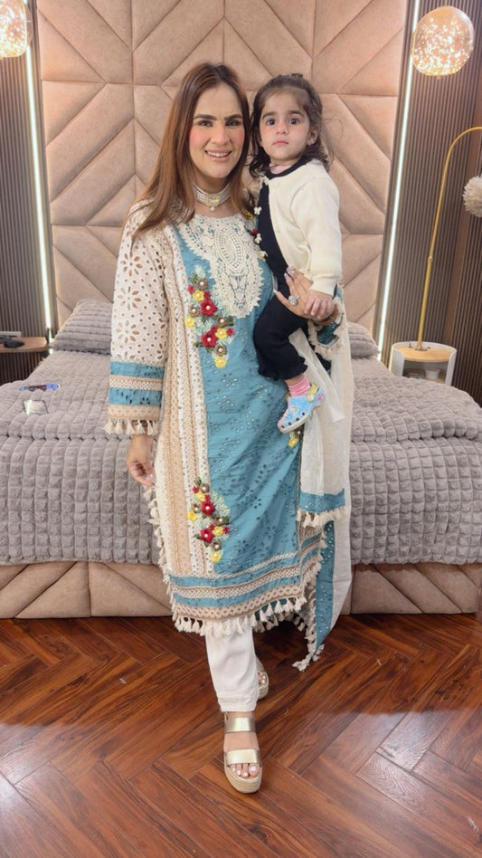 Beautiful elegent suit pc 2693