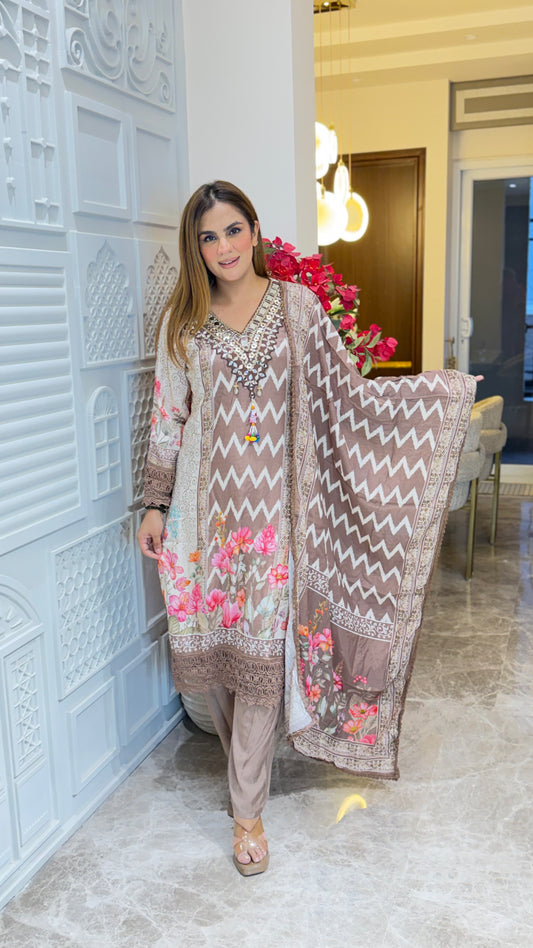 Beutiful elegant suit pc3295