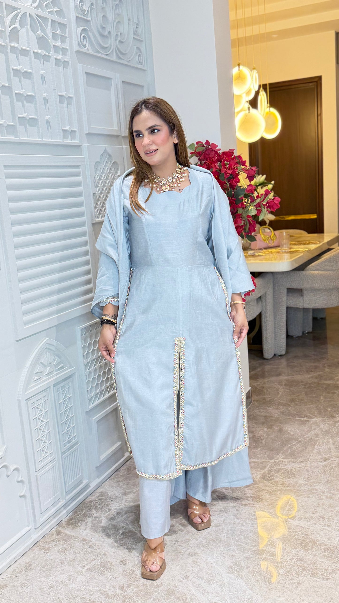 Beutiful elegant suit pc3298