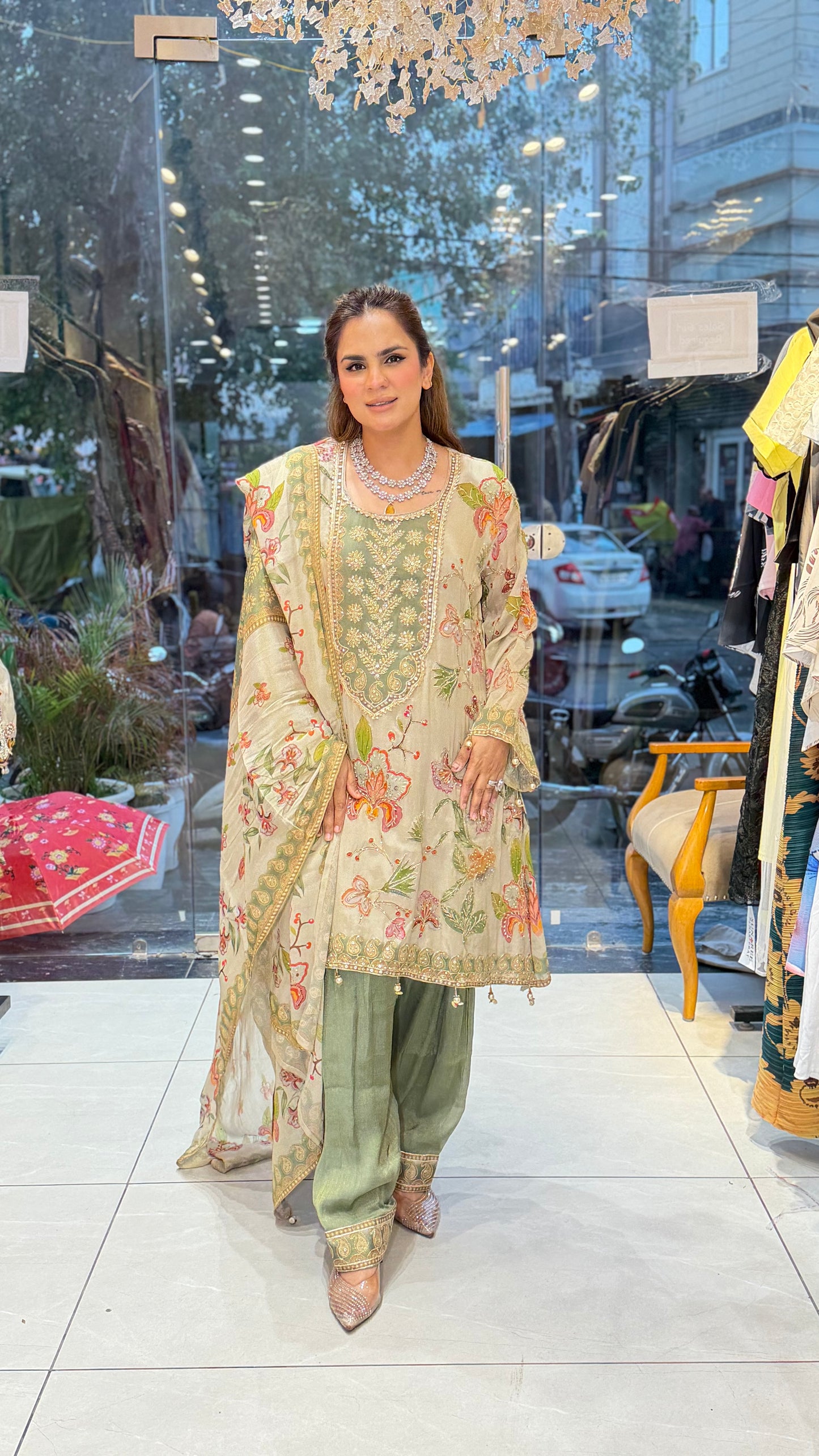 Beutiful elegant suit pc3316
