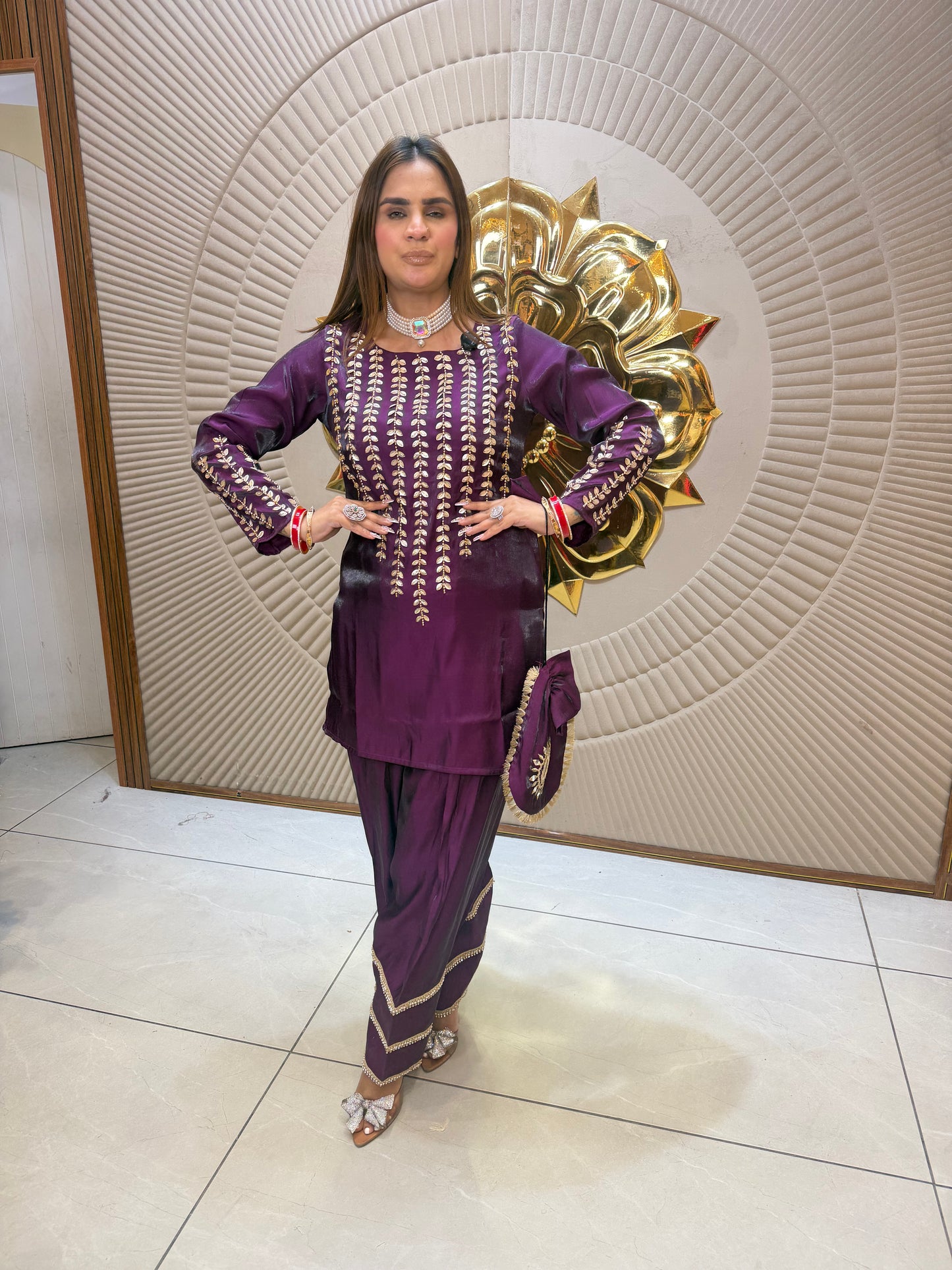 Beautiful elegent partywear suit pc 2692