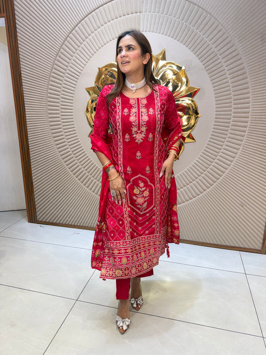 Beautiful elegent suit pc 2684
