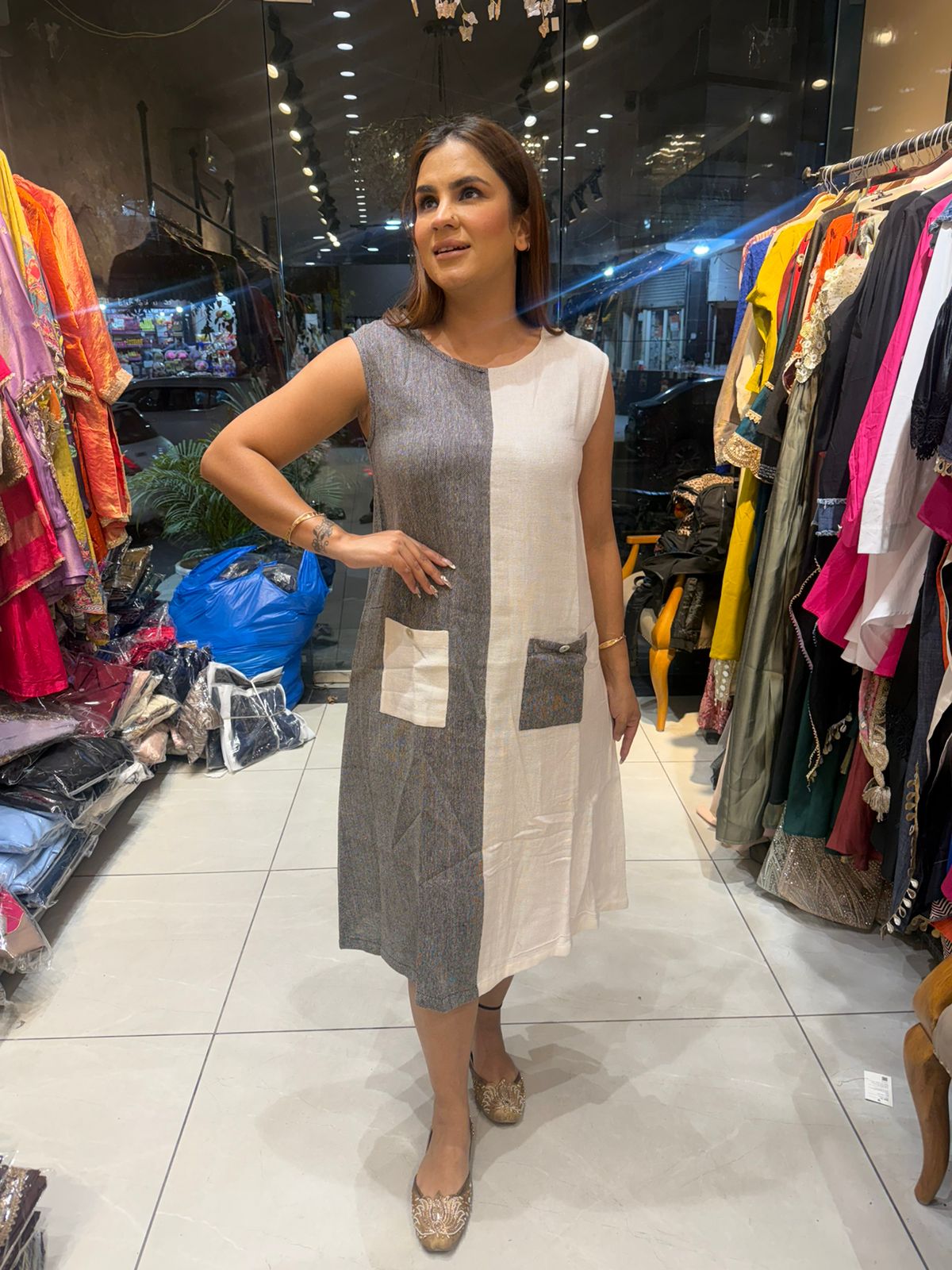 Beautiful elegant dress pc2770