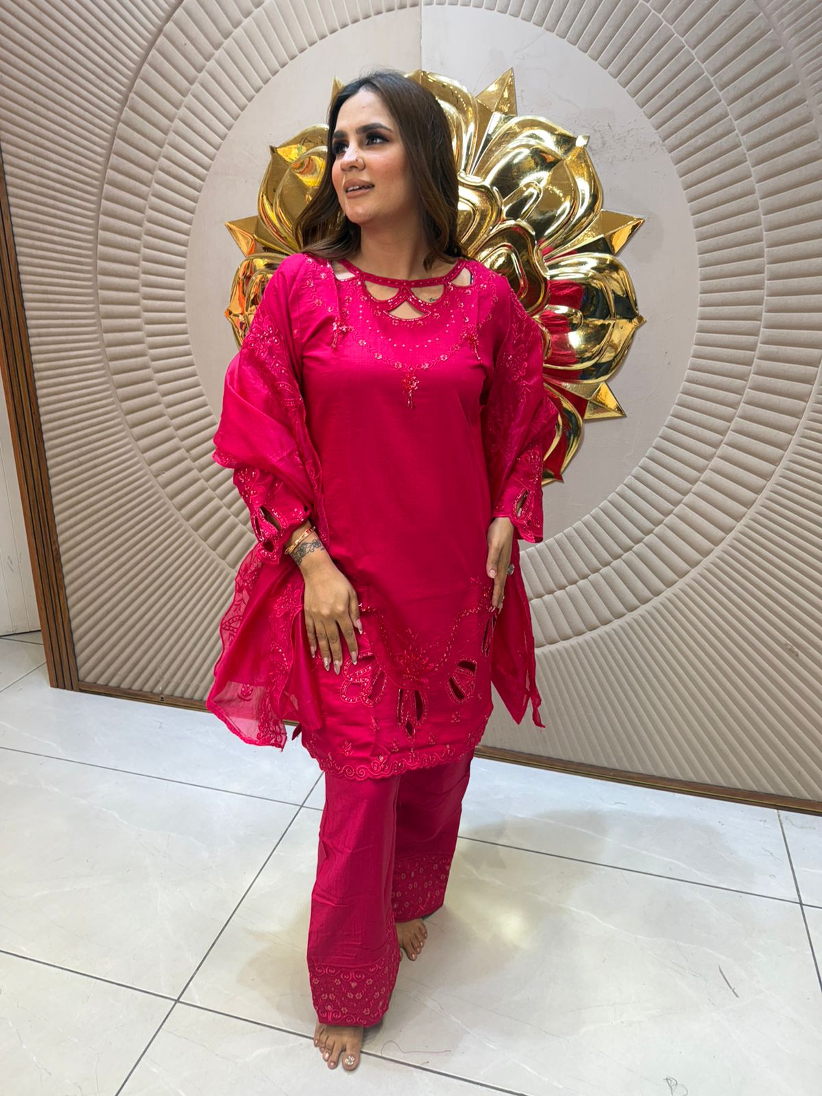 Beautiful elegant suit pc 2790