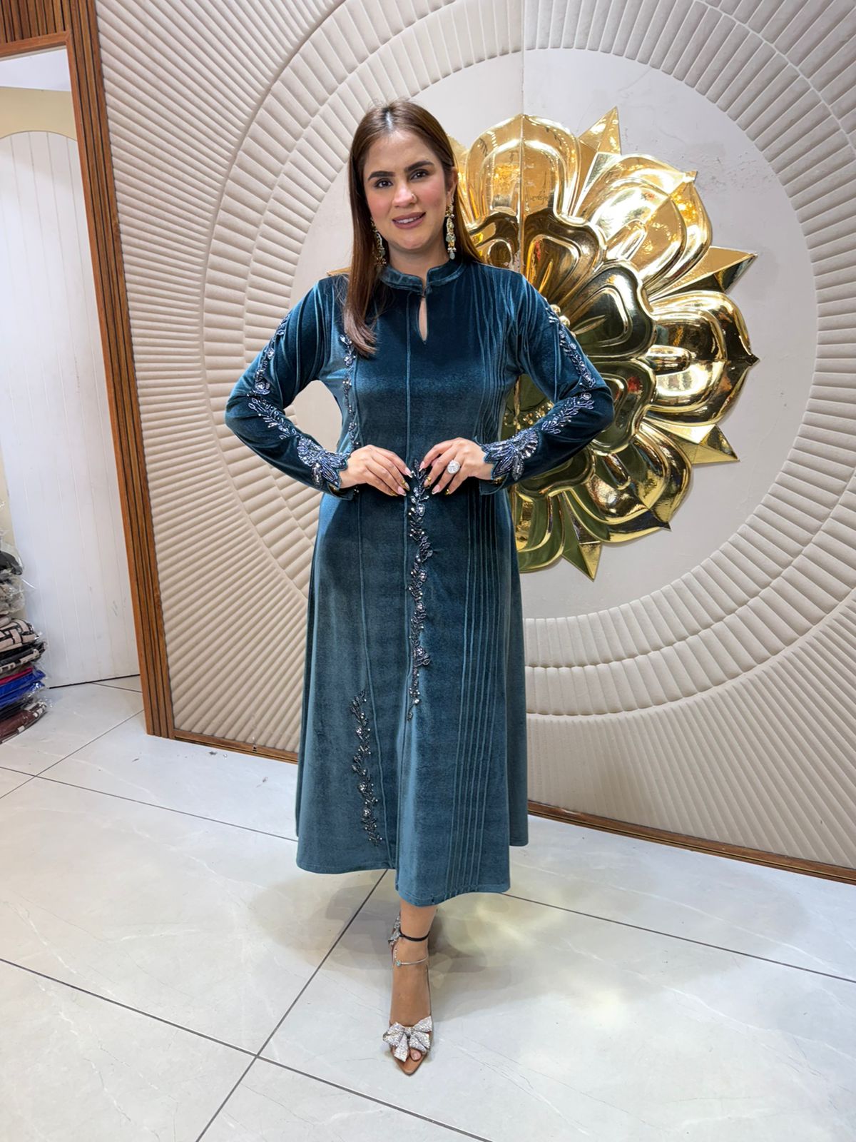 Beautiful elegant velvet dress pc2421