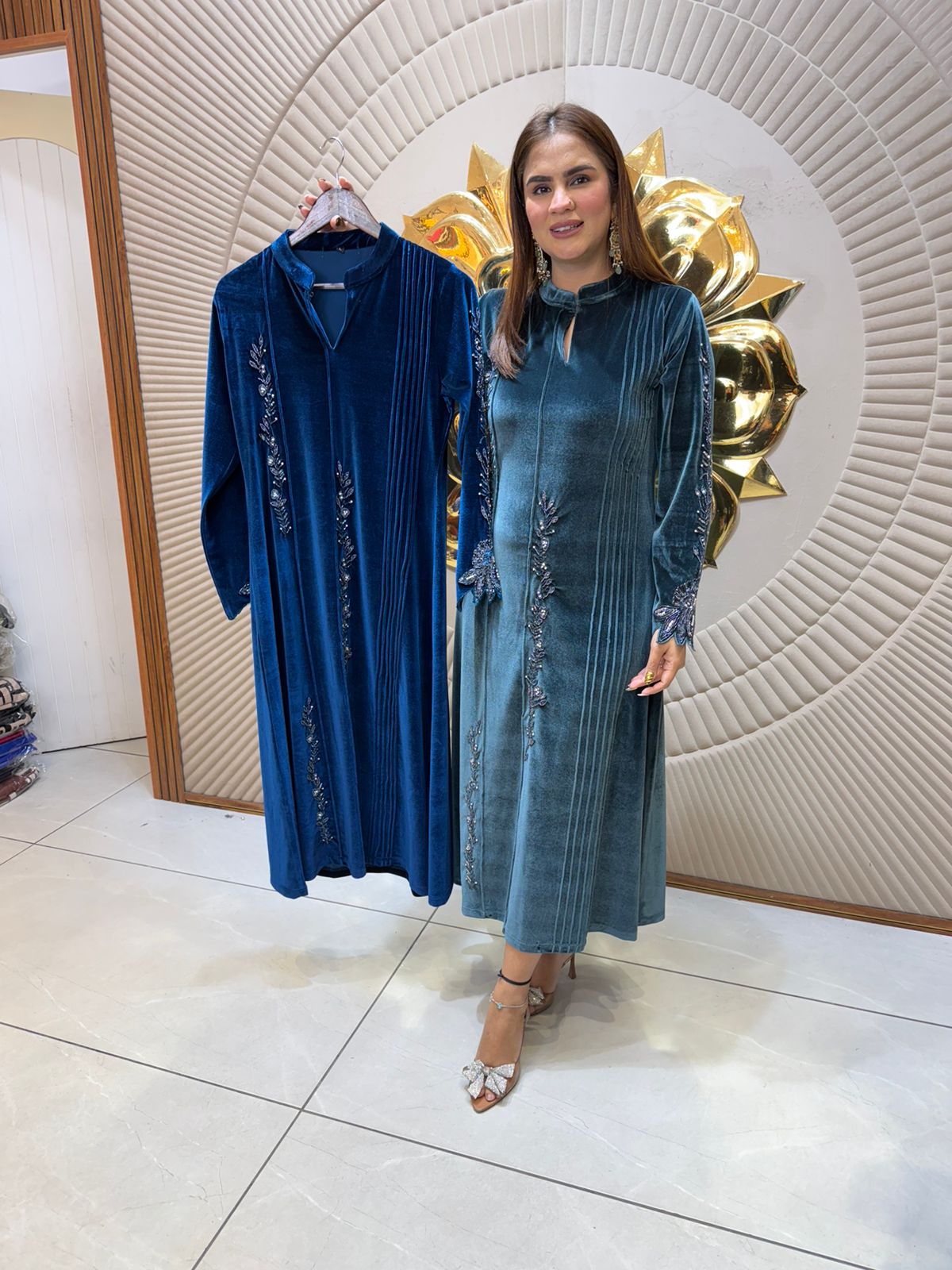 Beautiful elegant velvet dress pc2421