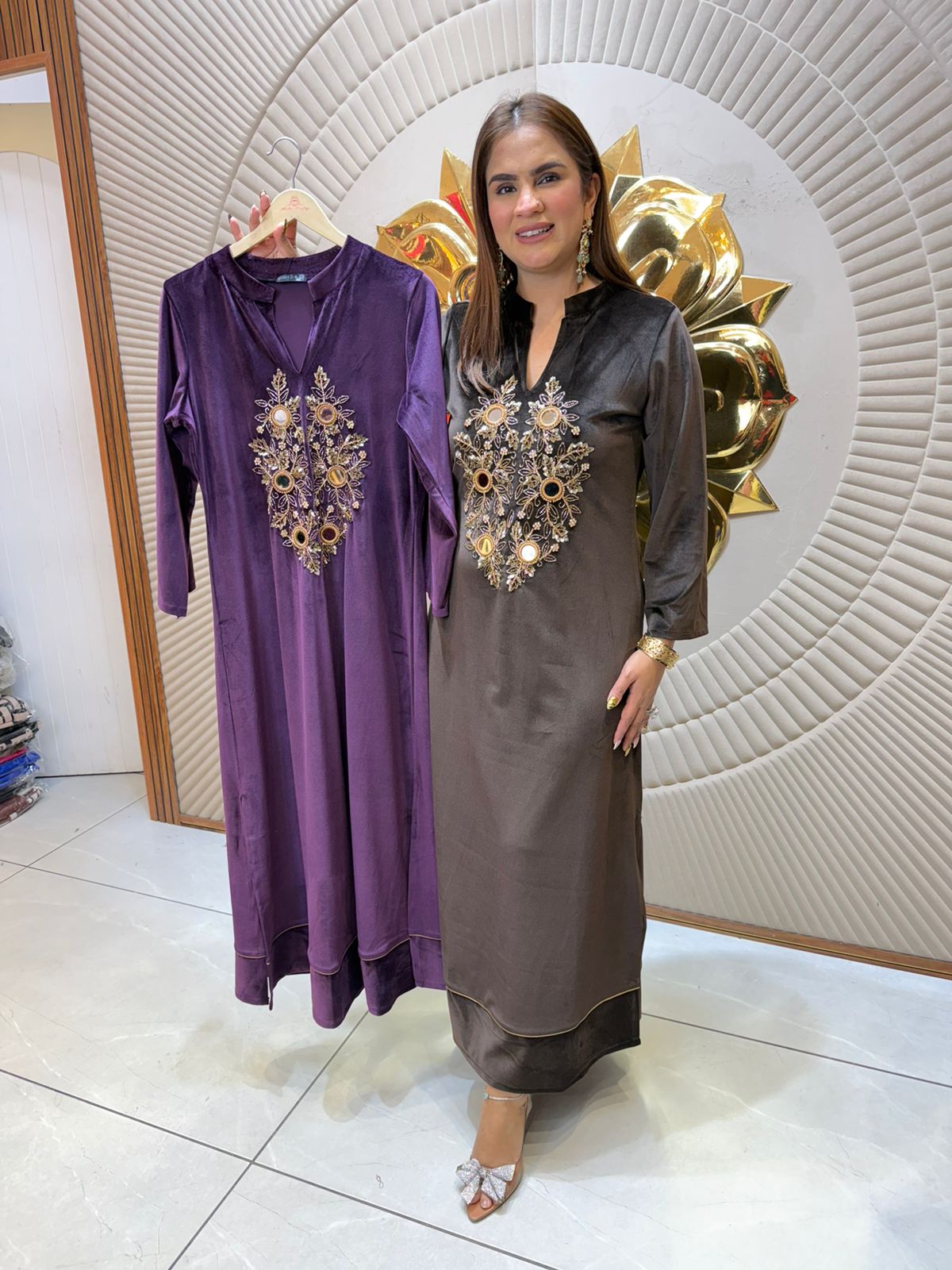 Beautiful elegant velvet dress pc2420