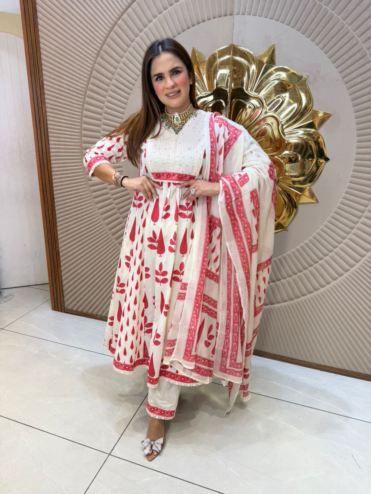 Beautiful elegant suit pc2826