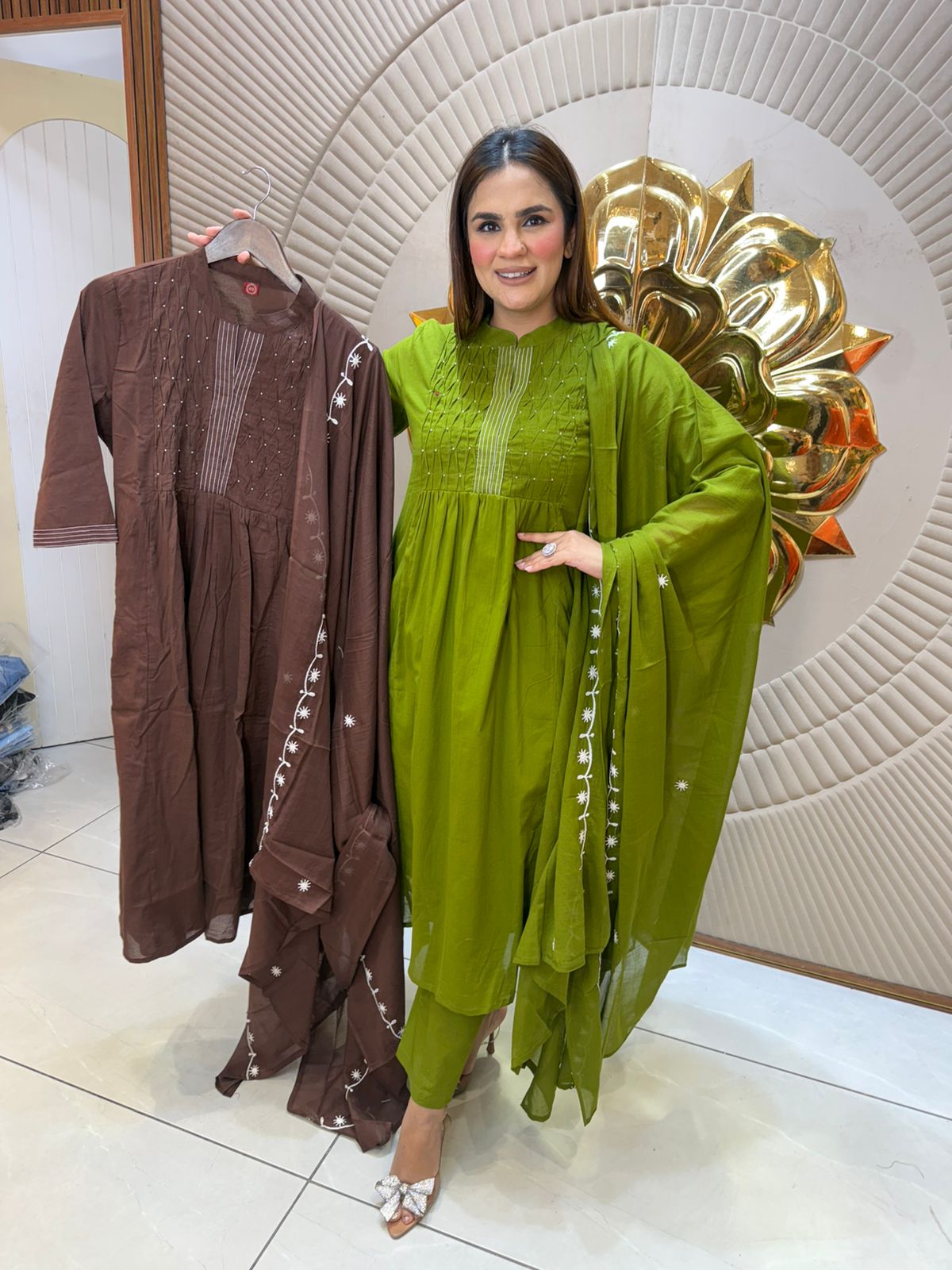 Beautiful elegant suit pc 2827