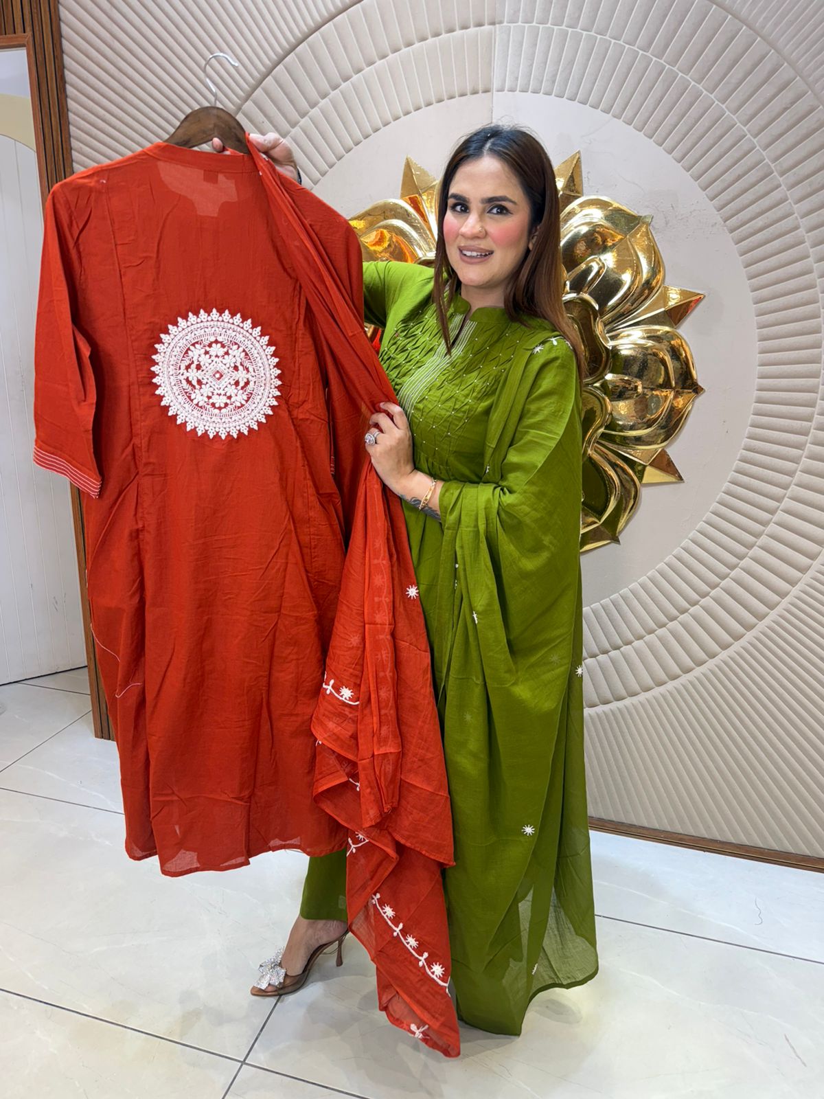 Beautiful elegant suit pc 2827