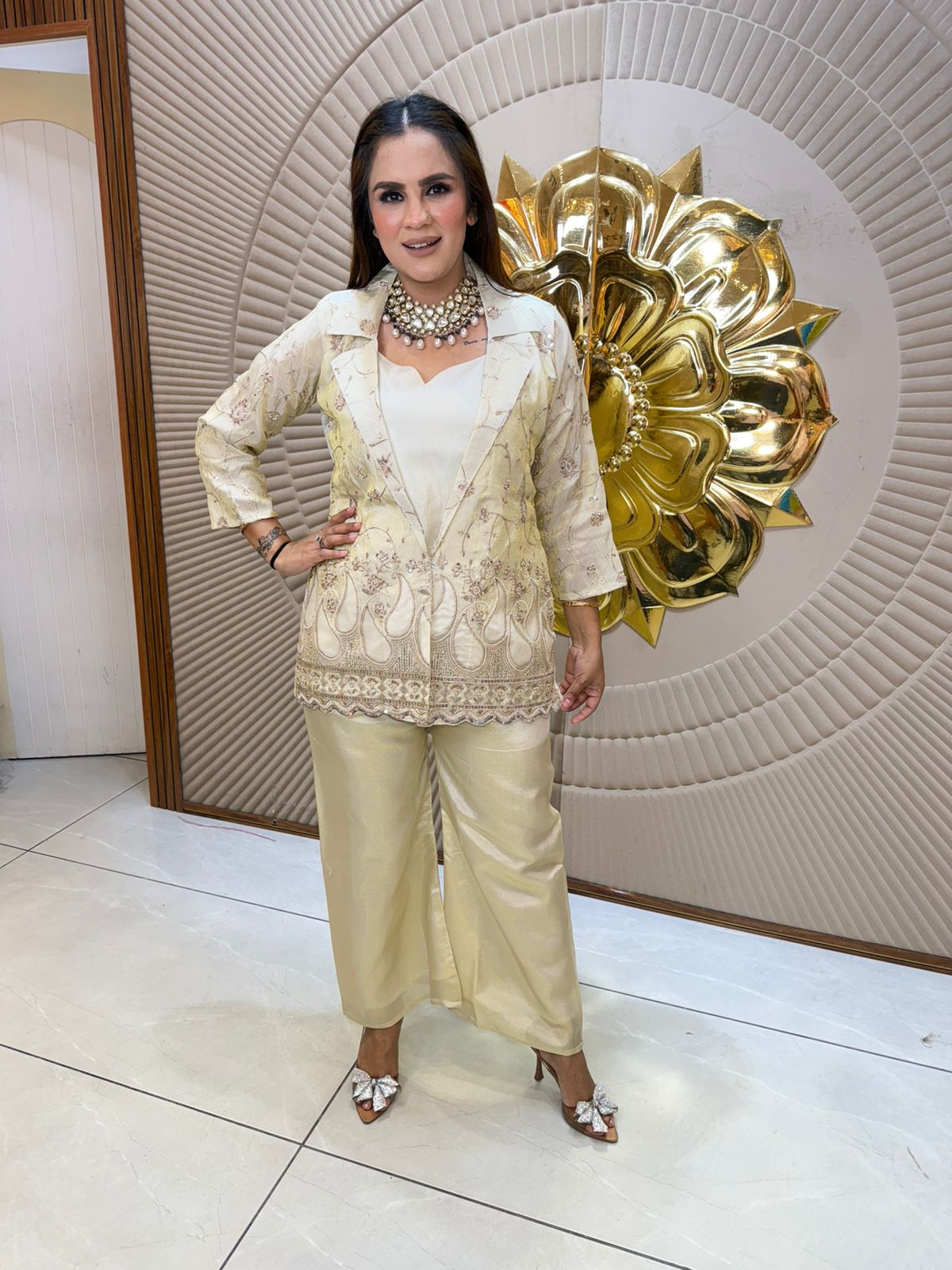 Beautiful elegant cordset pc2849
