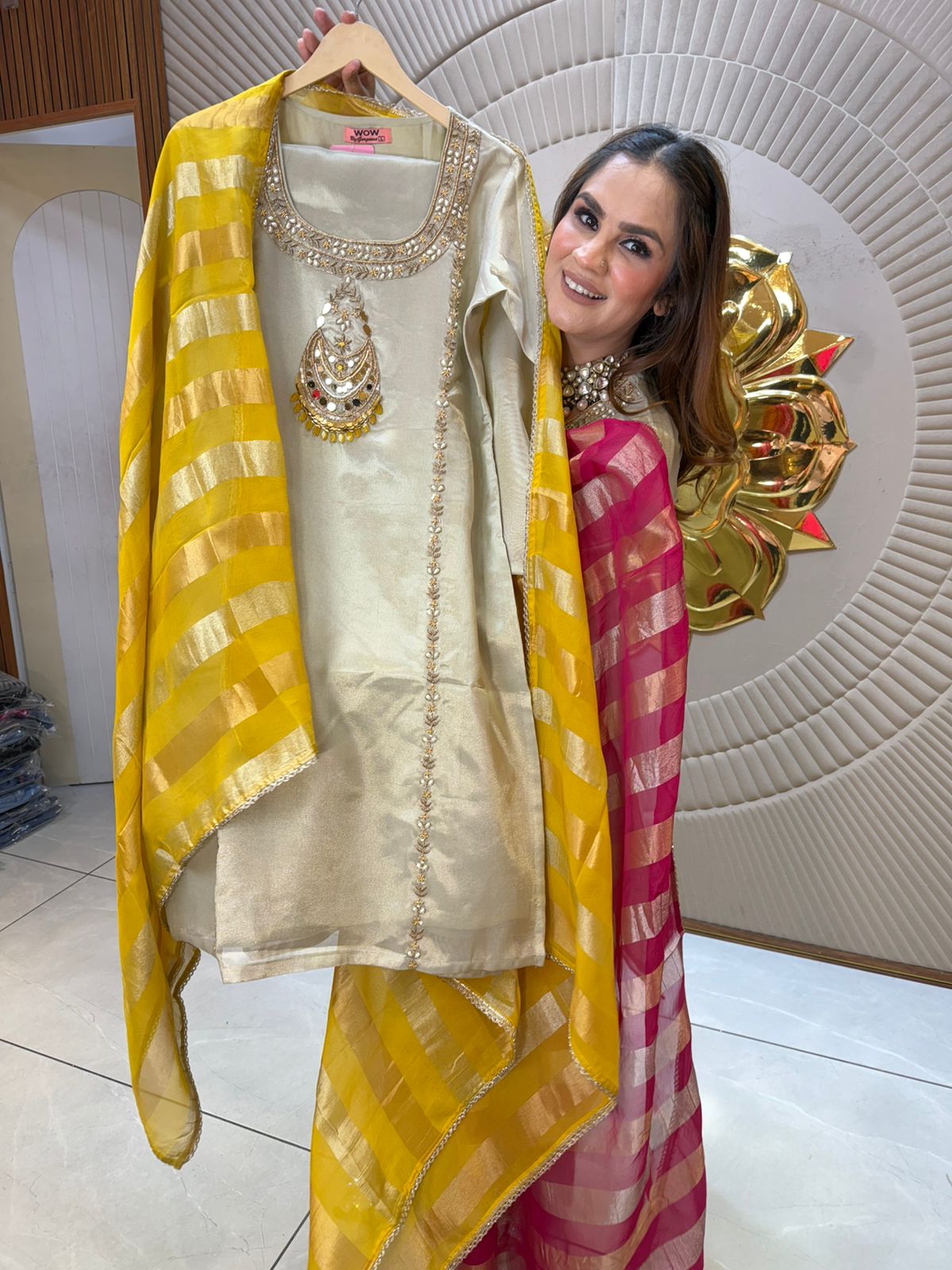 Beautiful elegant partywear suit pc2852