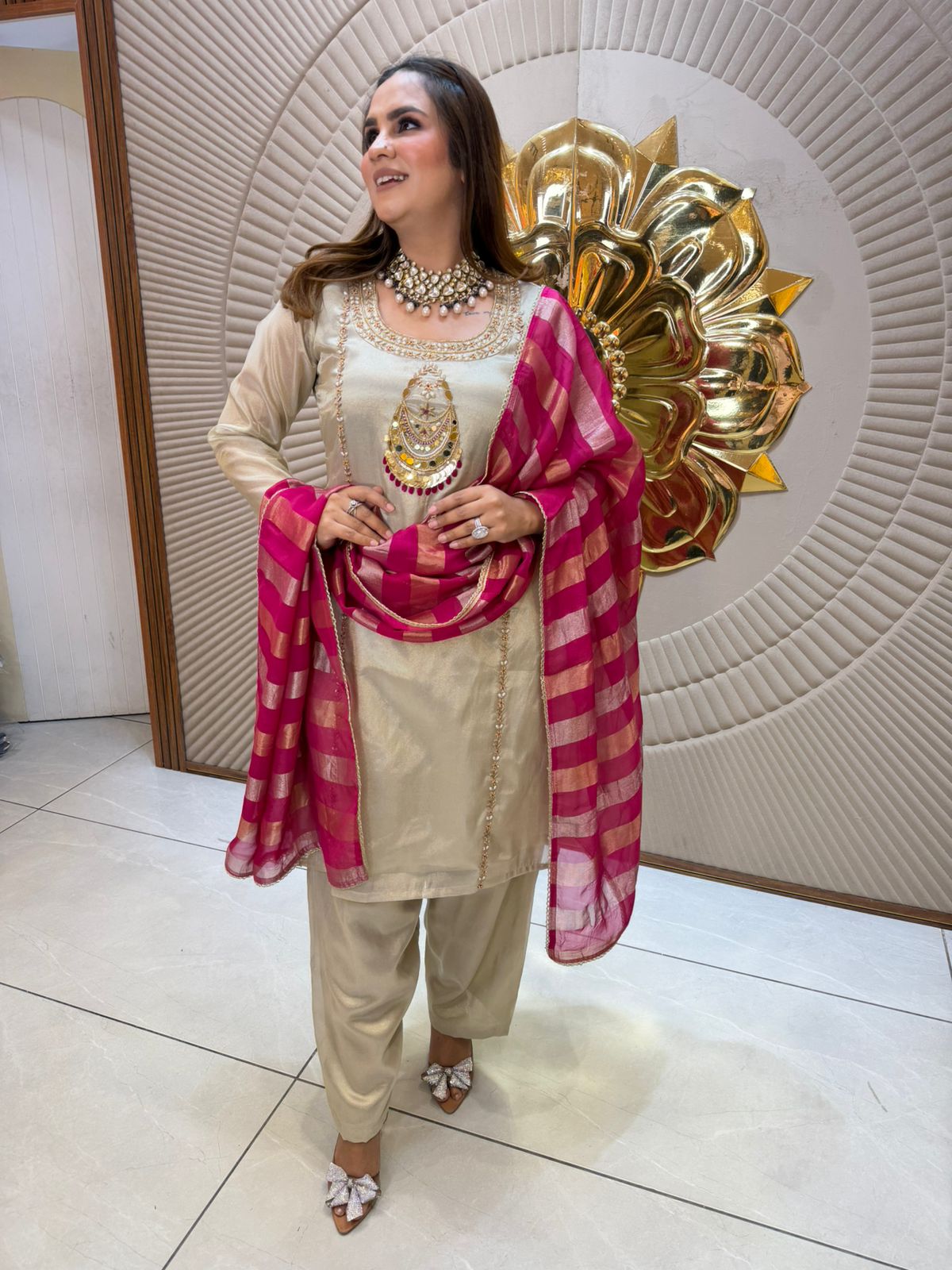 Beautiful elegant partywear suit pc2852