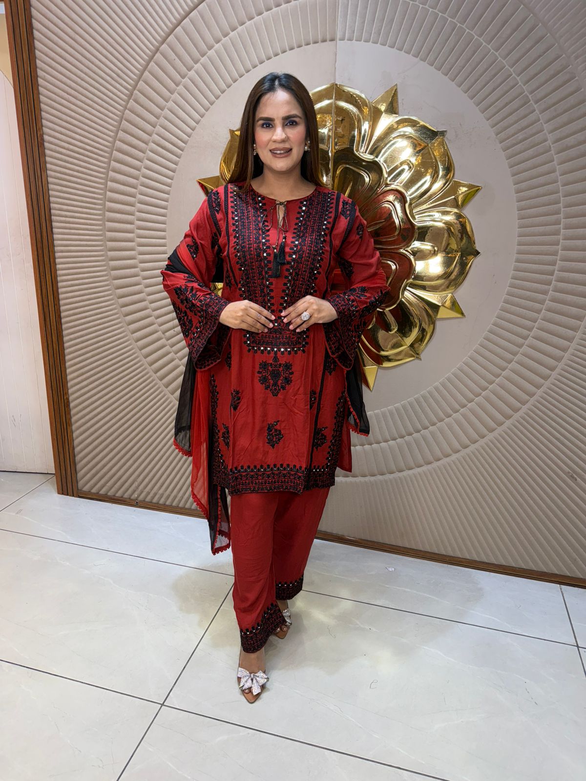 Beautiful elegant suit pc 2857