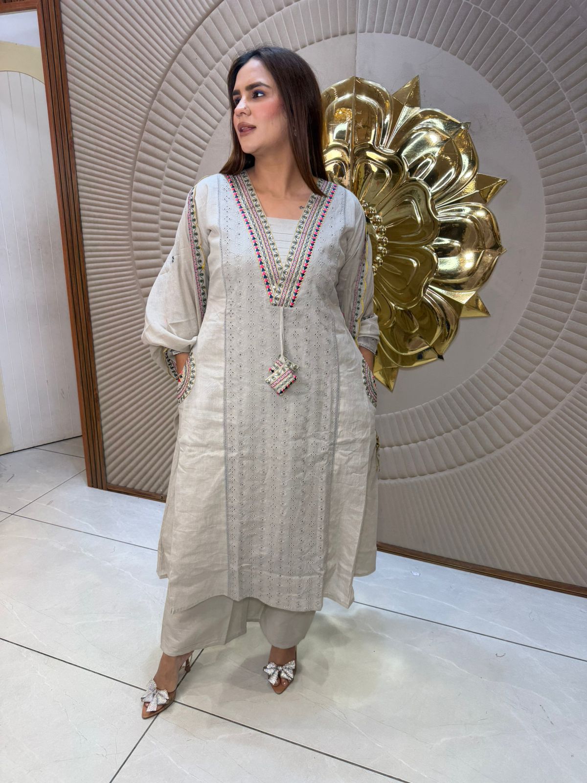 Beautiful elegant party wear suit pc 2856