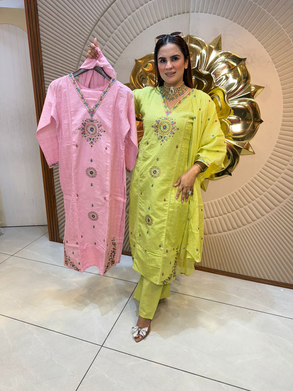 Beautiful elegant suit pc2592