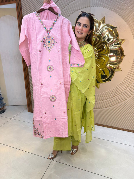 Beautiful elegant suit pc2592