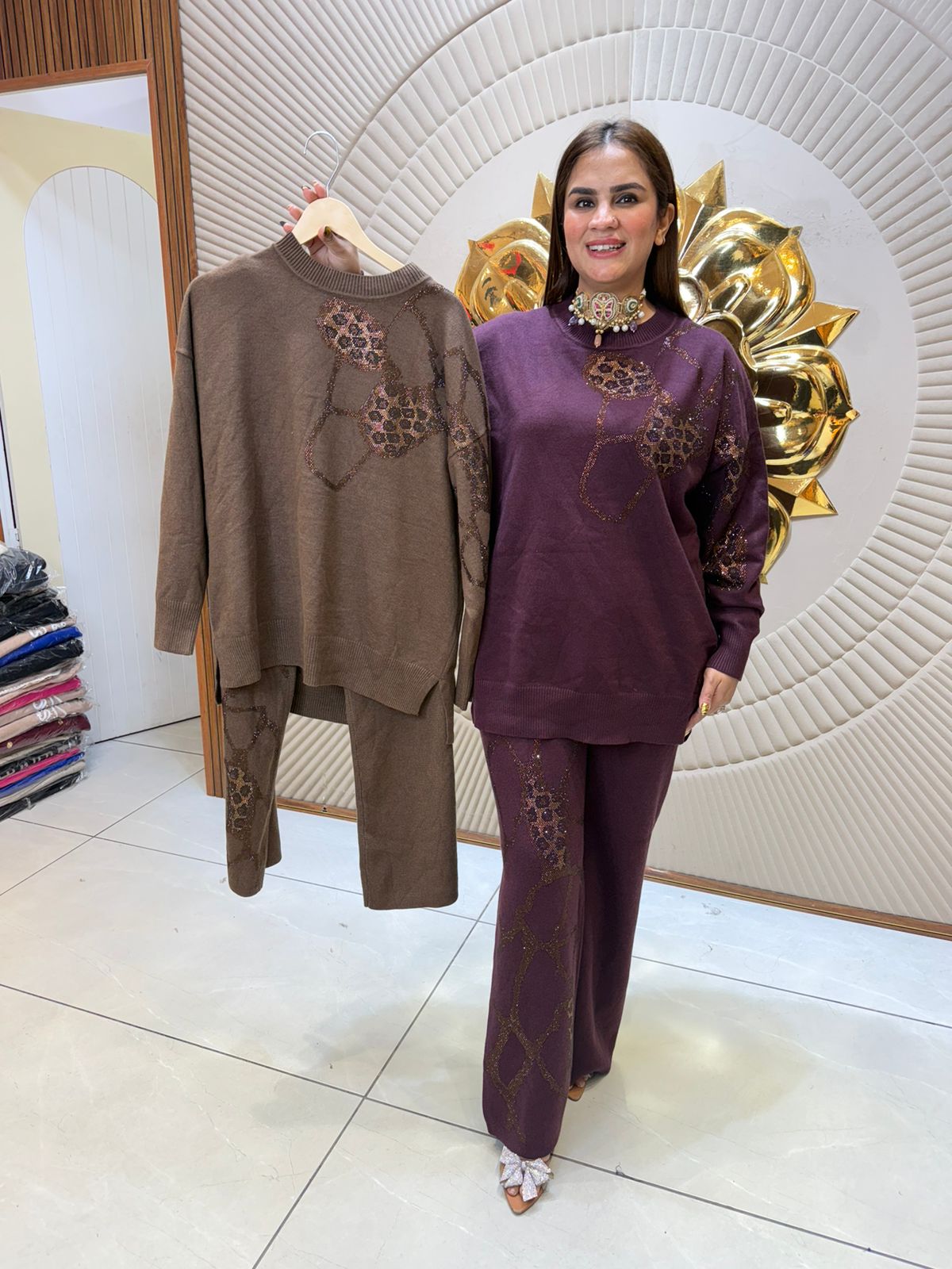 Beautiful elegant cord set pc2438
