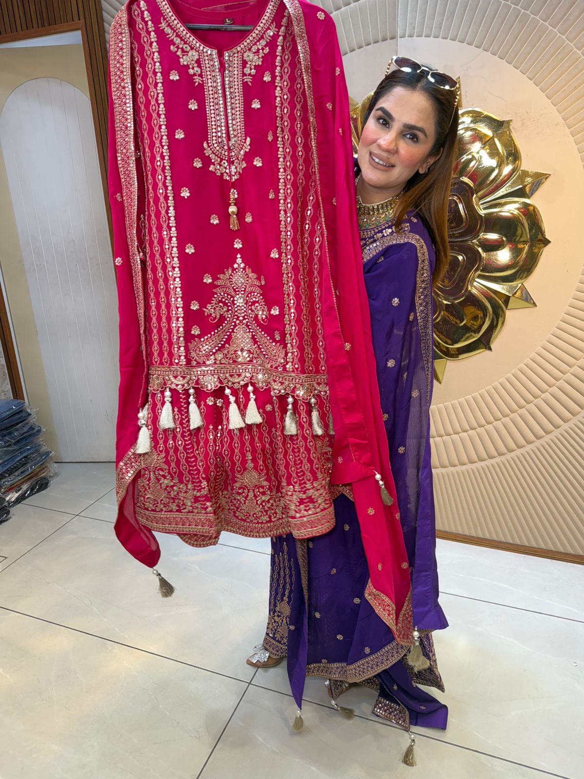 Beautiful elegant party wear suit pc 2597