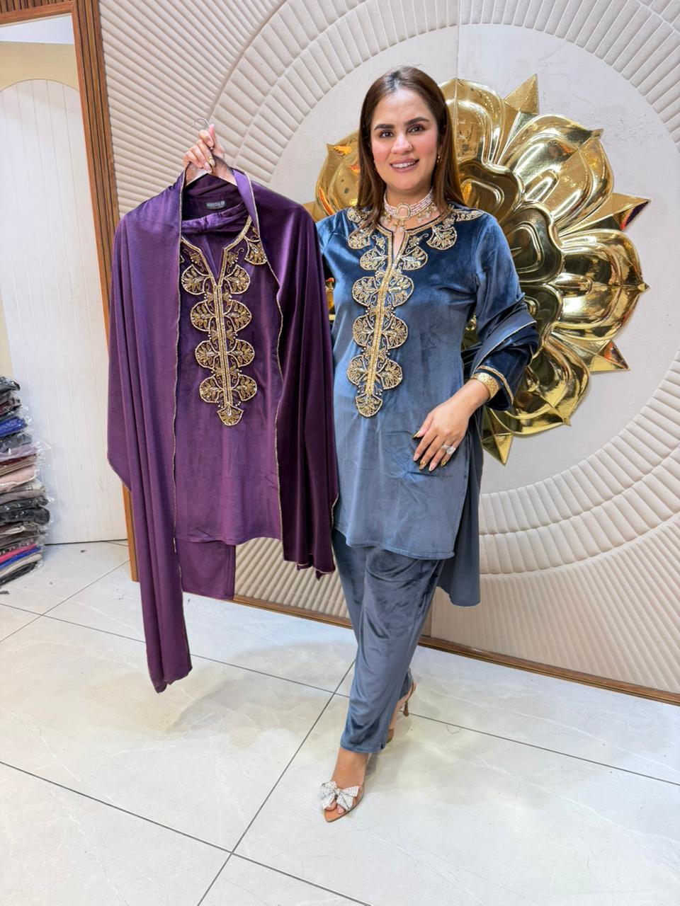 Beautiful elegant velvet suit pc2475