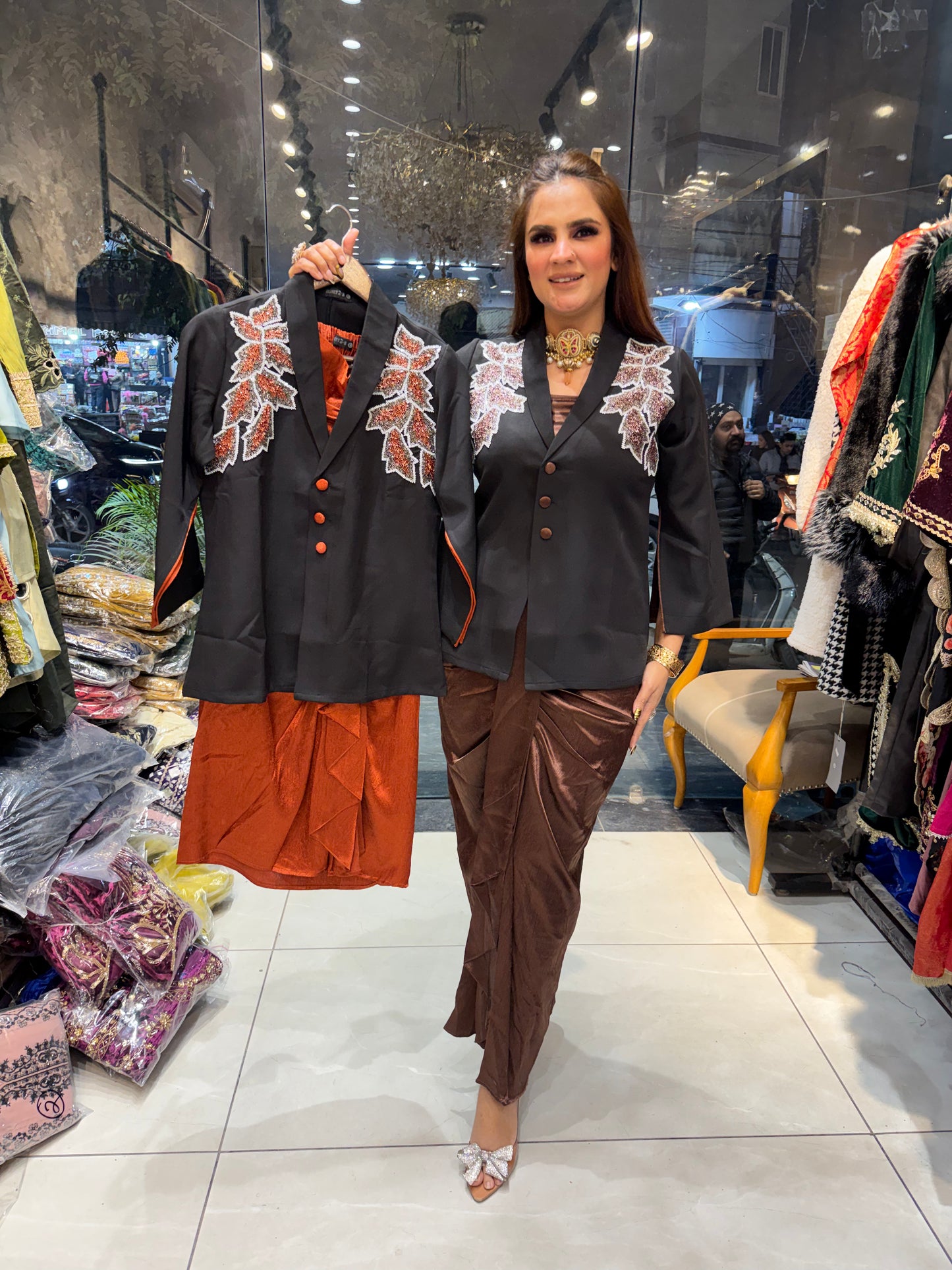 Beautiful elegant blazer set with skirt pc2481