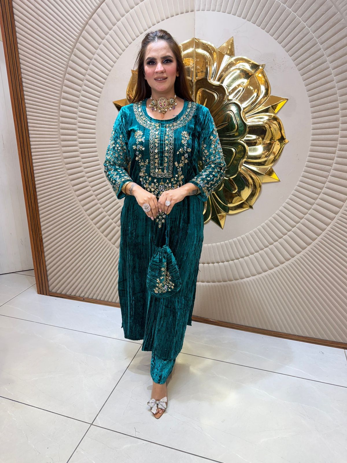 Beautiful elegent cordset with potli pc2494