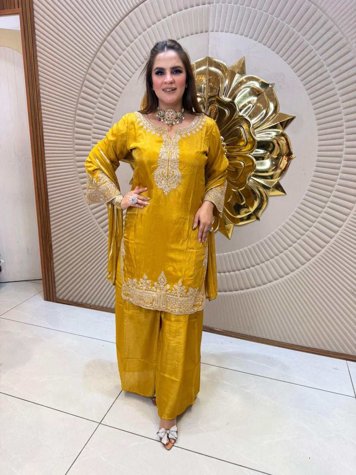Beautiful elegent suit pc2490