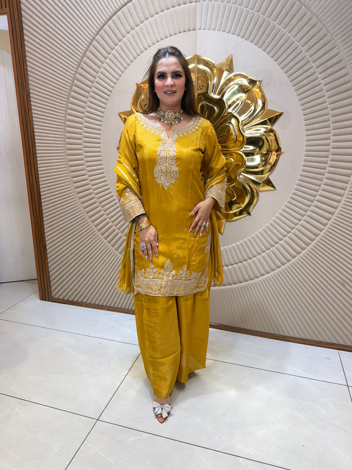 Beautiful elegent suit pc2490