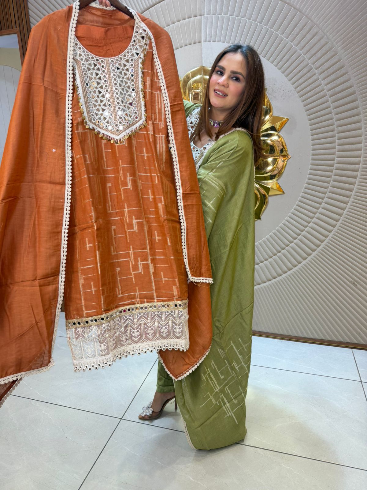 Beautiful elegant partywear suit pc2688