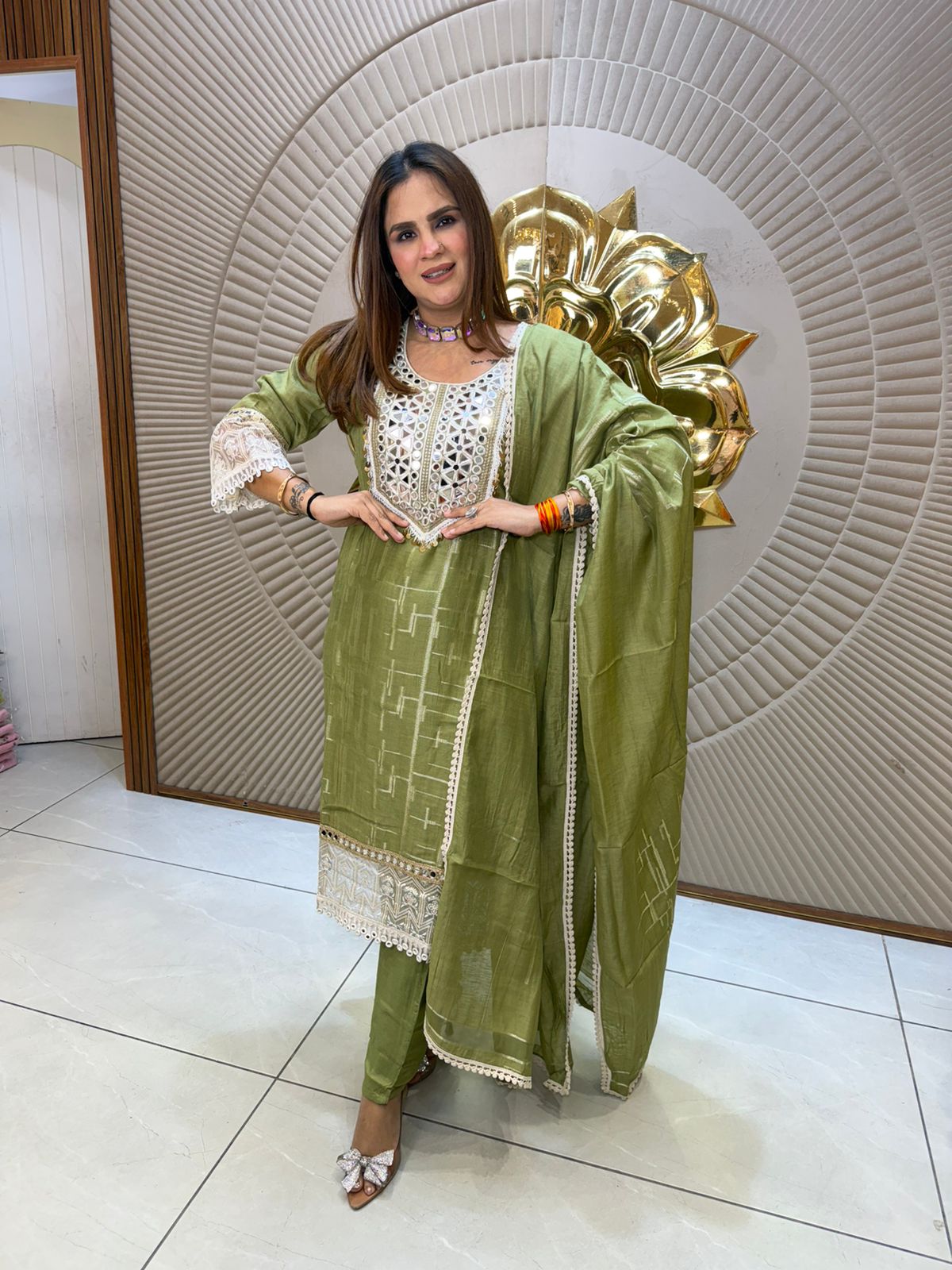 Beautiful elegant partywear suit pc2688