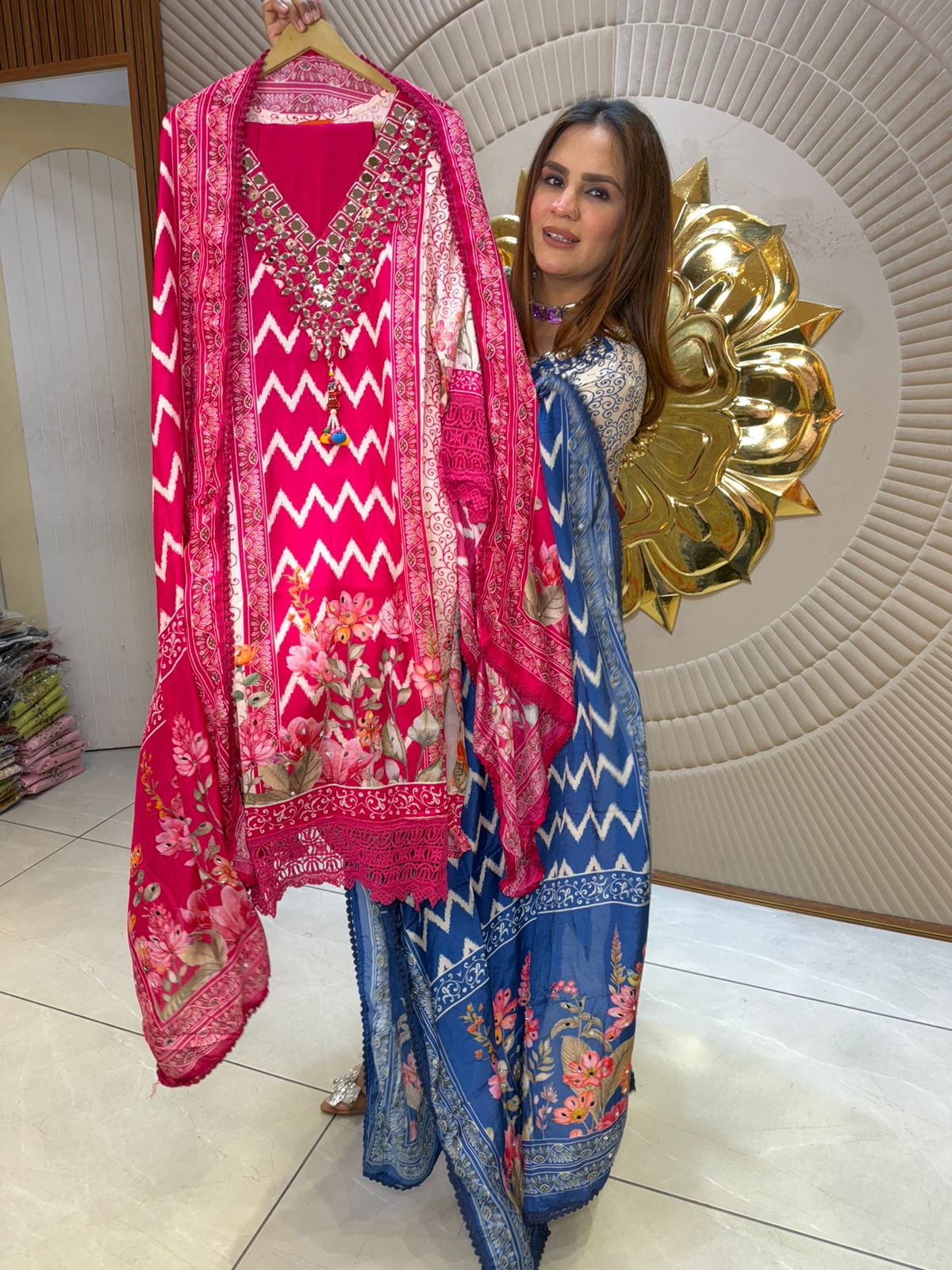 Beautiful elegant suit pc 2689