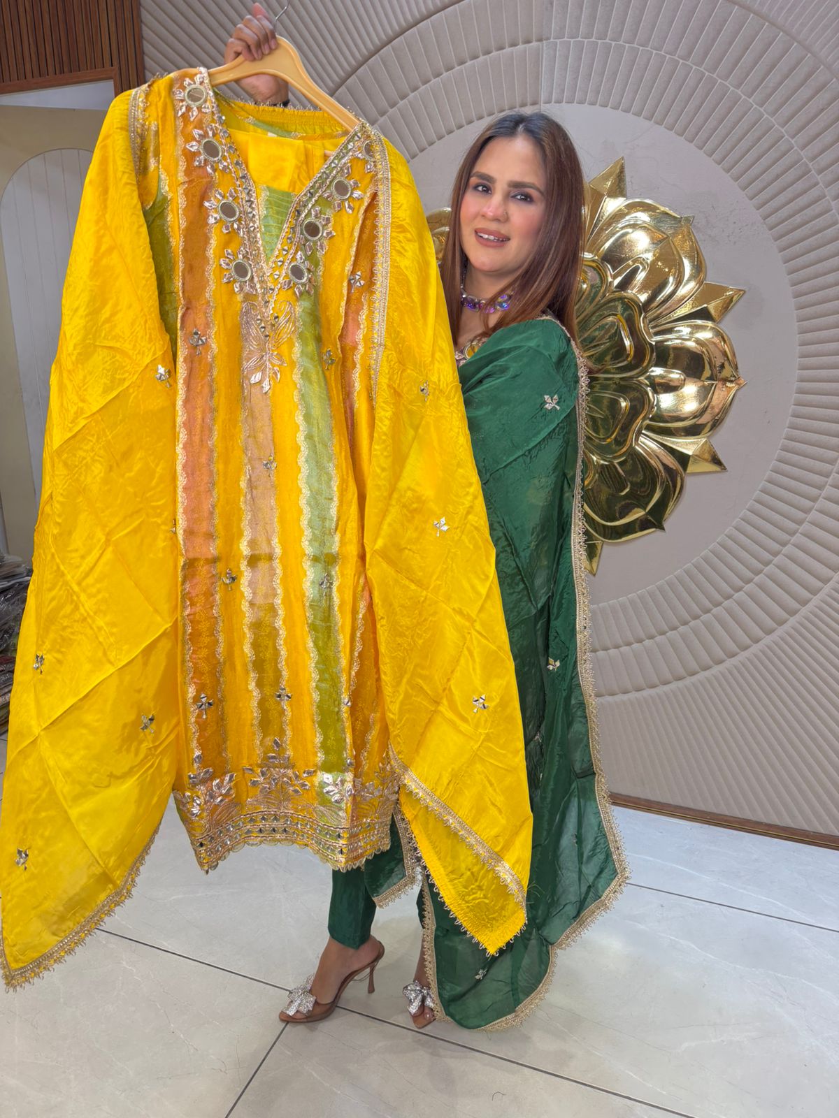 Beautiful elegant party wear suit pc2690