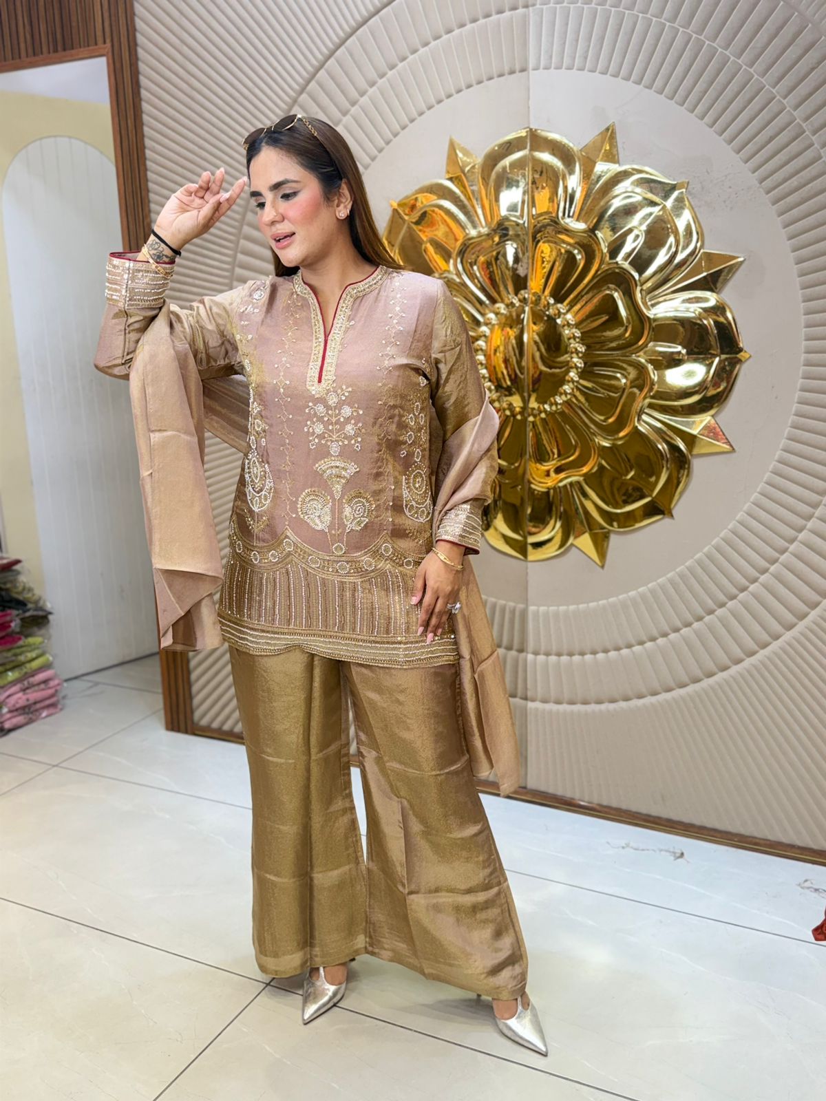 Beautiful elegant suit pc2691