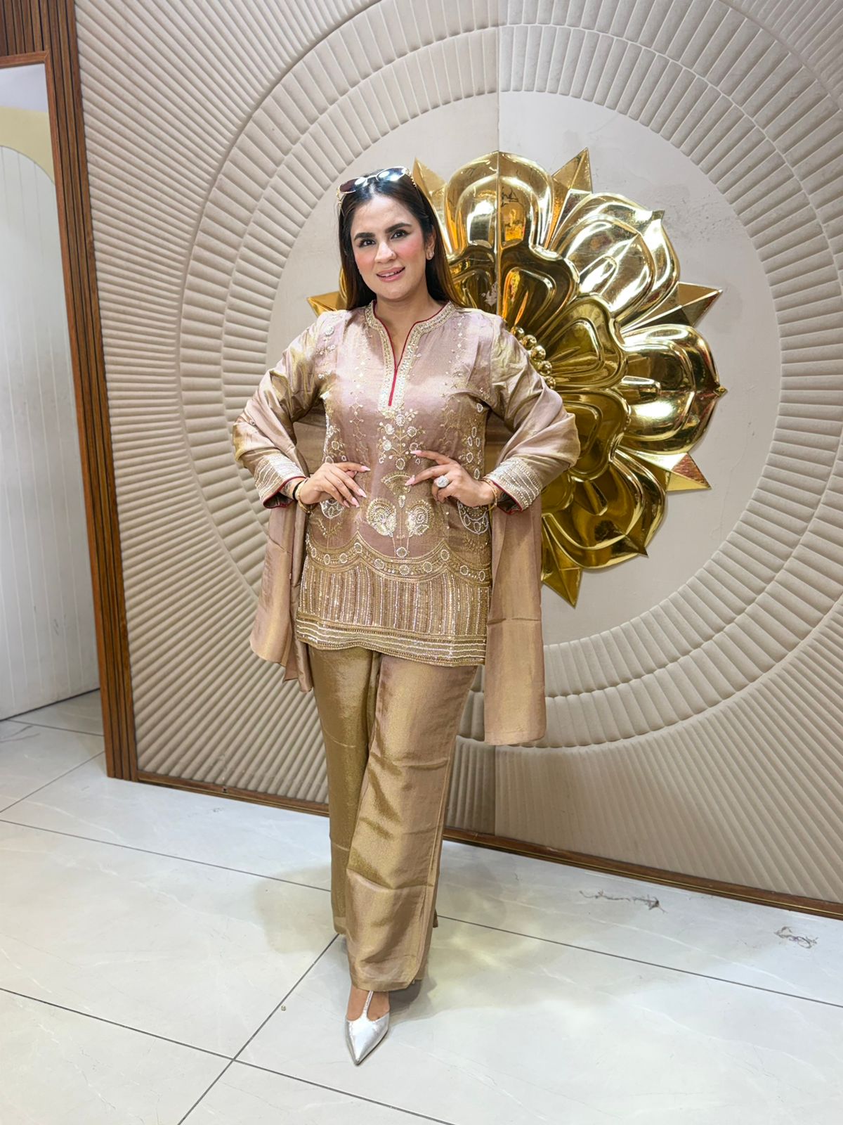 Beautiful elegant suit pc2691