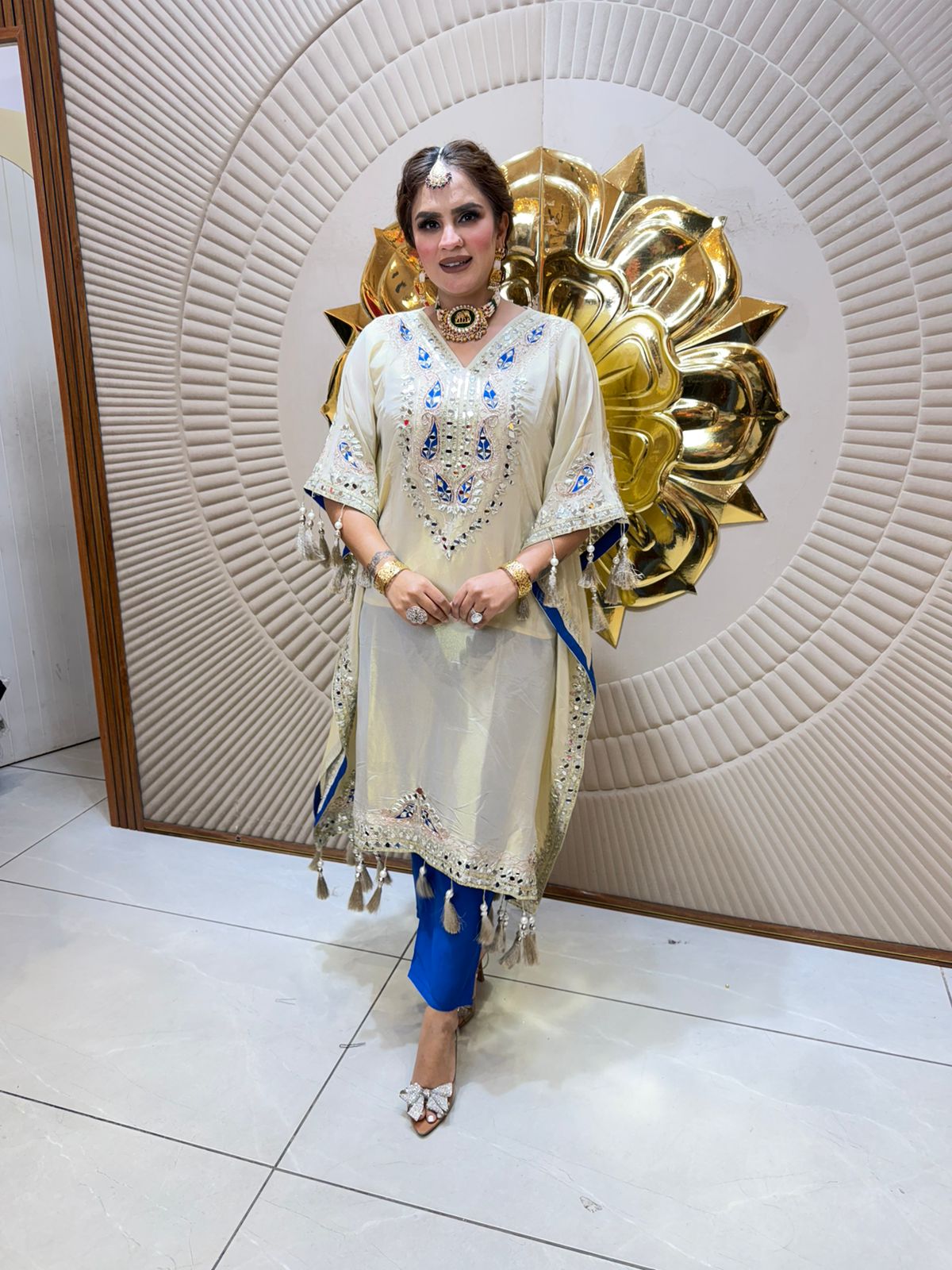 Beautiful elegent kaftan pc2507