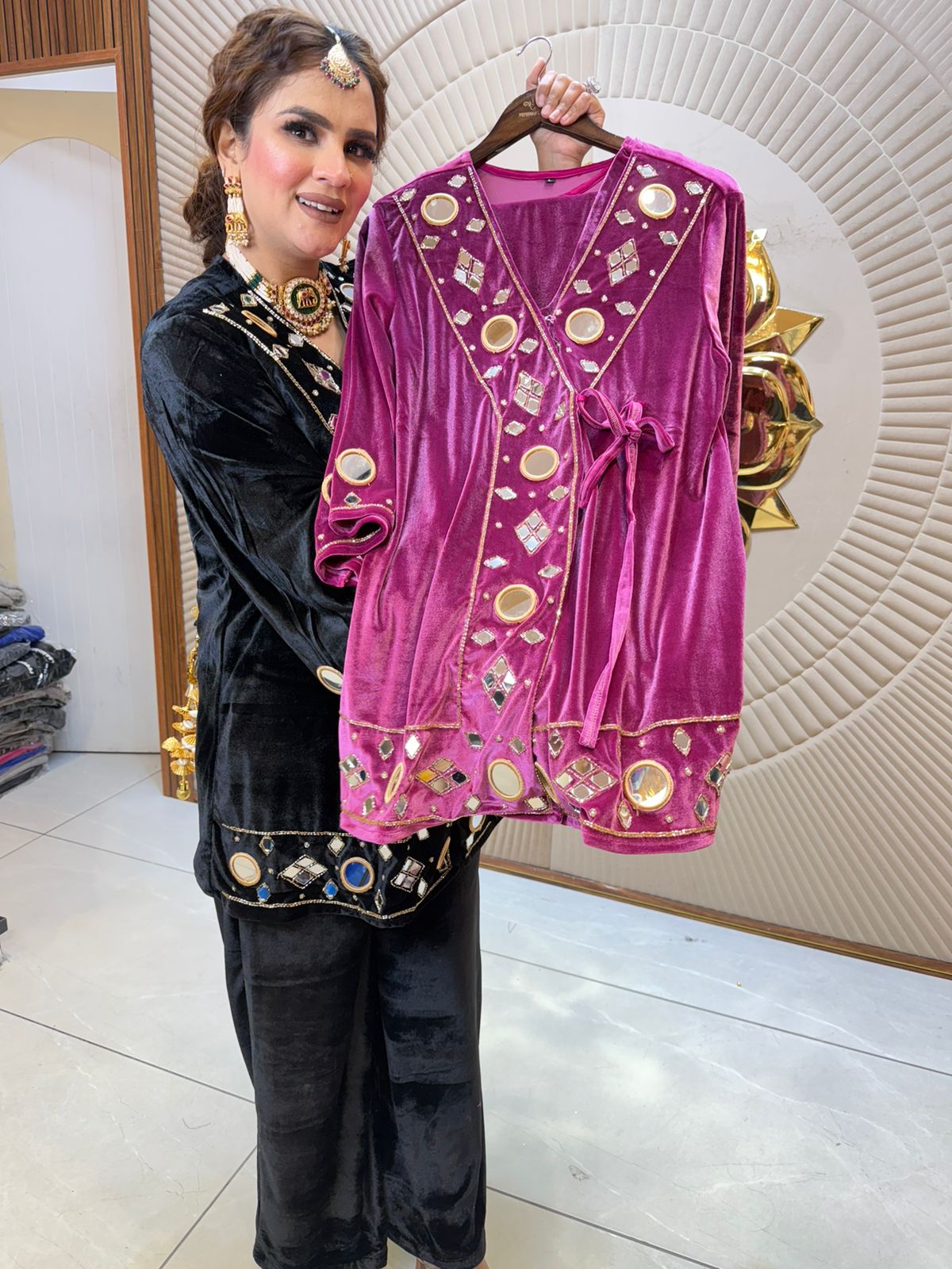 Beautiful elegent velvet cordset pc2505