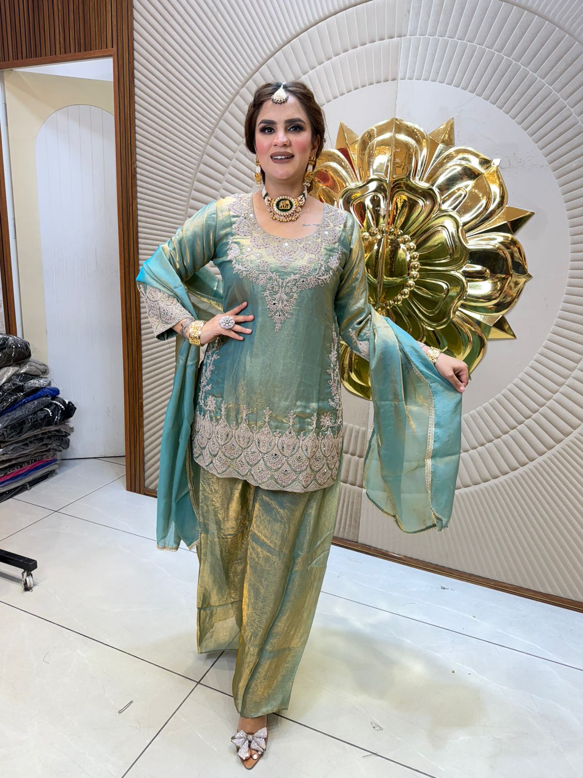 Beautiful elegent party wear suit pc2504