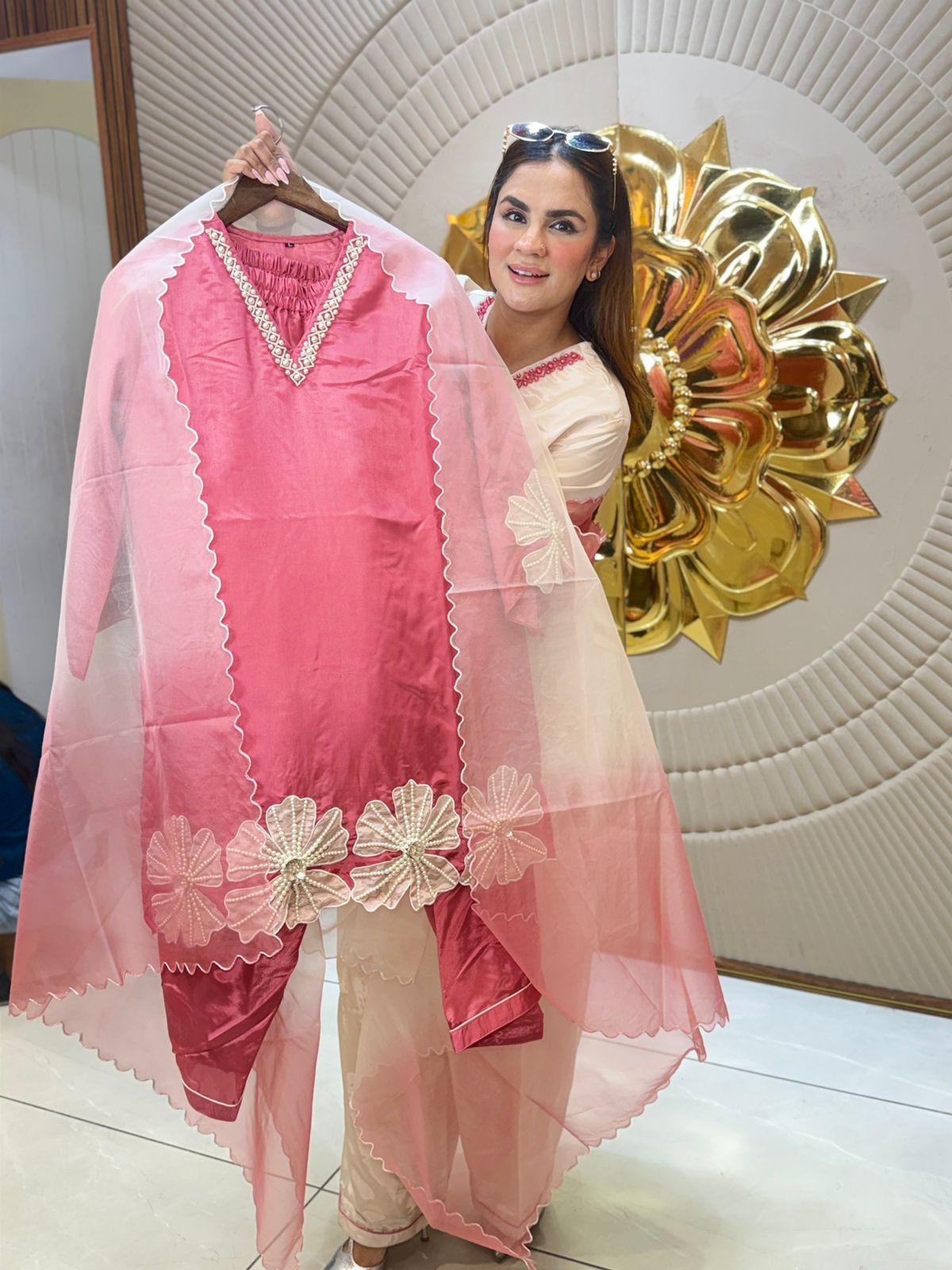 Beautiful elegant suit pc2695