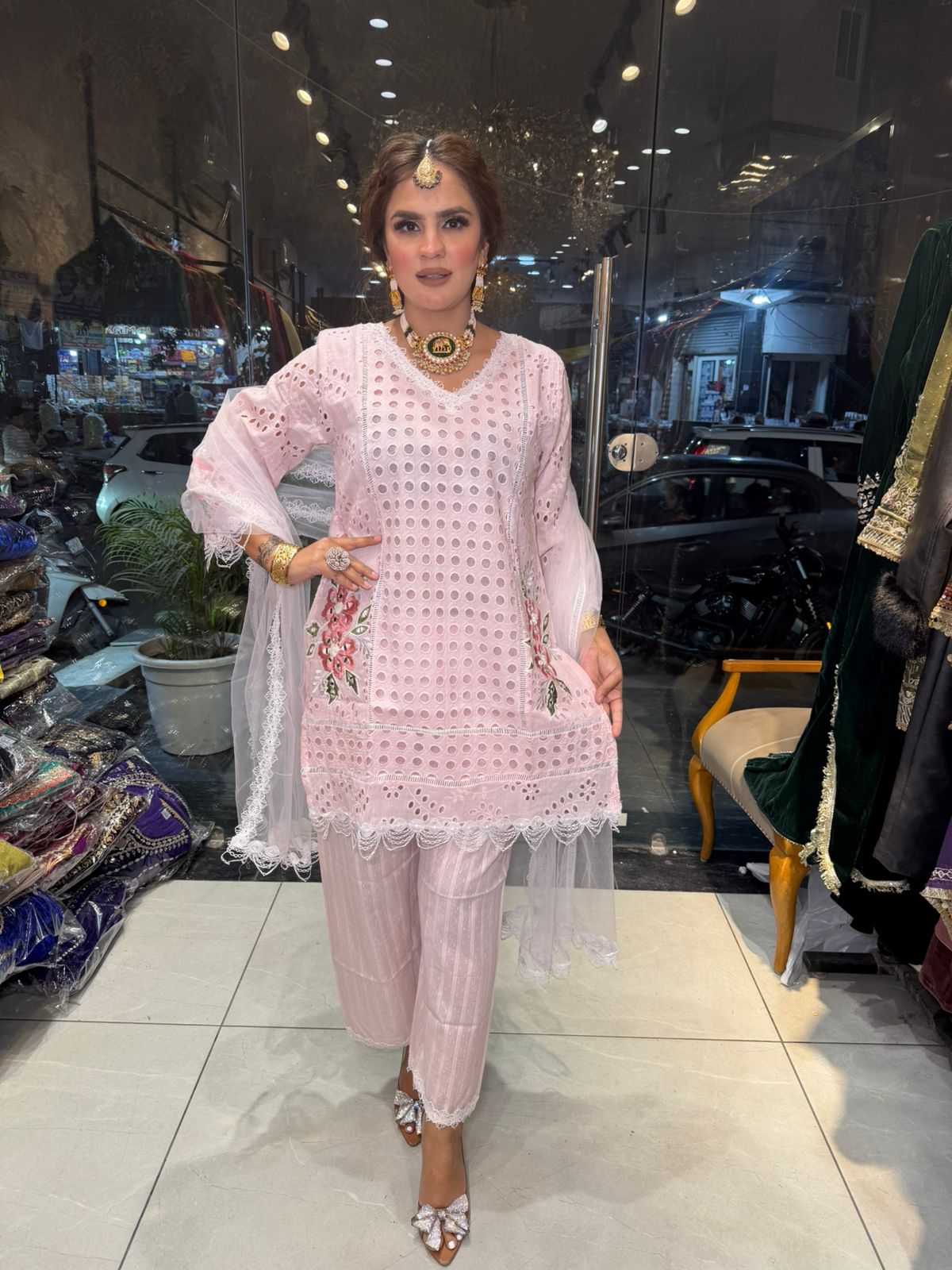 Beautiful elegent cotton pakistani suit pc2500