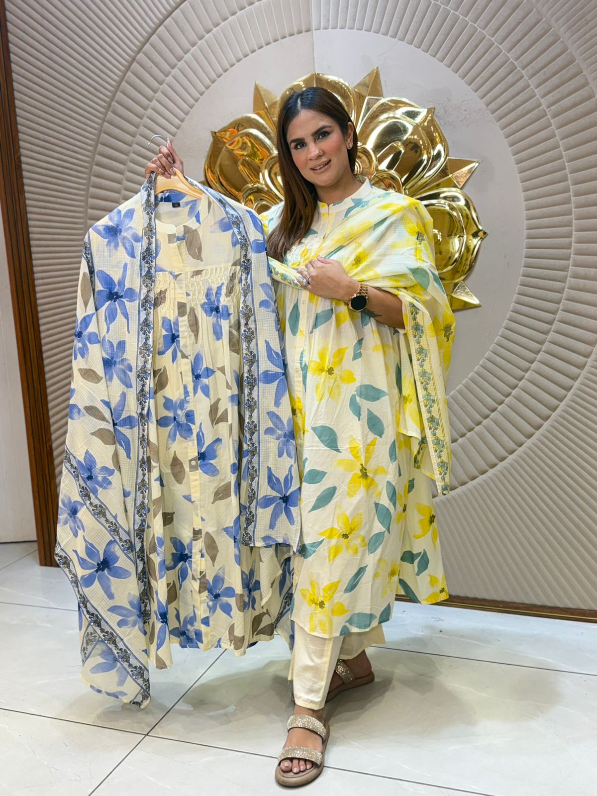 Beautiful elegant suit pc2702